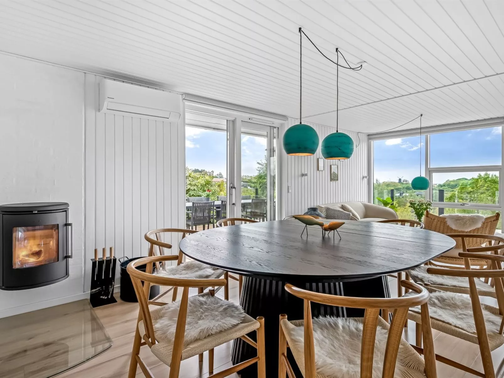 "Asta" - 1km from the sea-Binnen