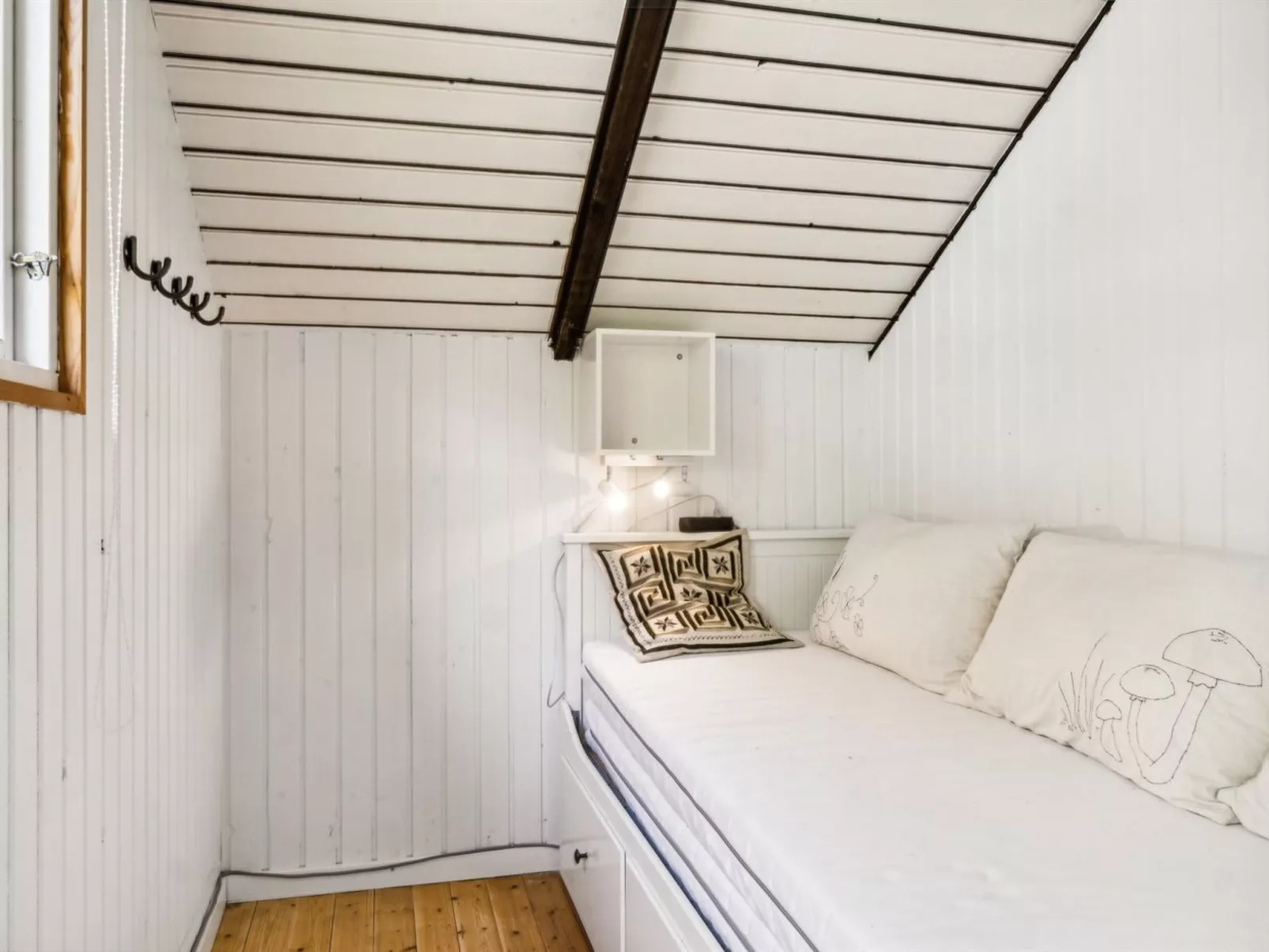 "Lennart" - 4km from the sea-Binnen