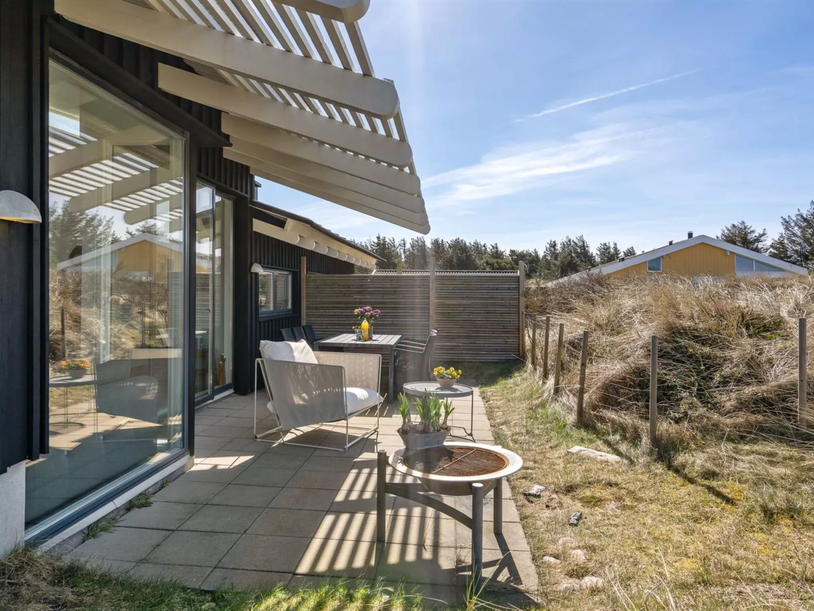 "Annrike" - 400m from the sea-Buiten