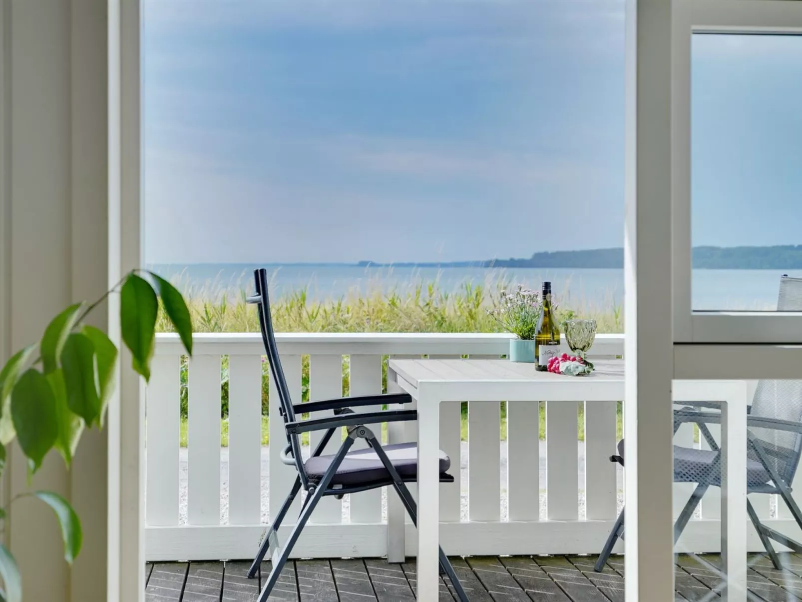 "Liutulf" - 40m from the sea-Buiten