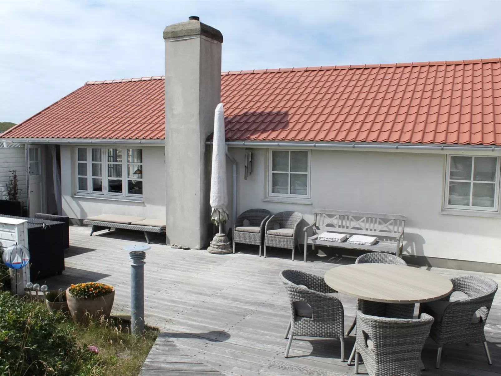 "Heilo" -  from the sea-Buiten