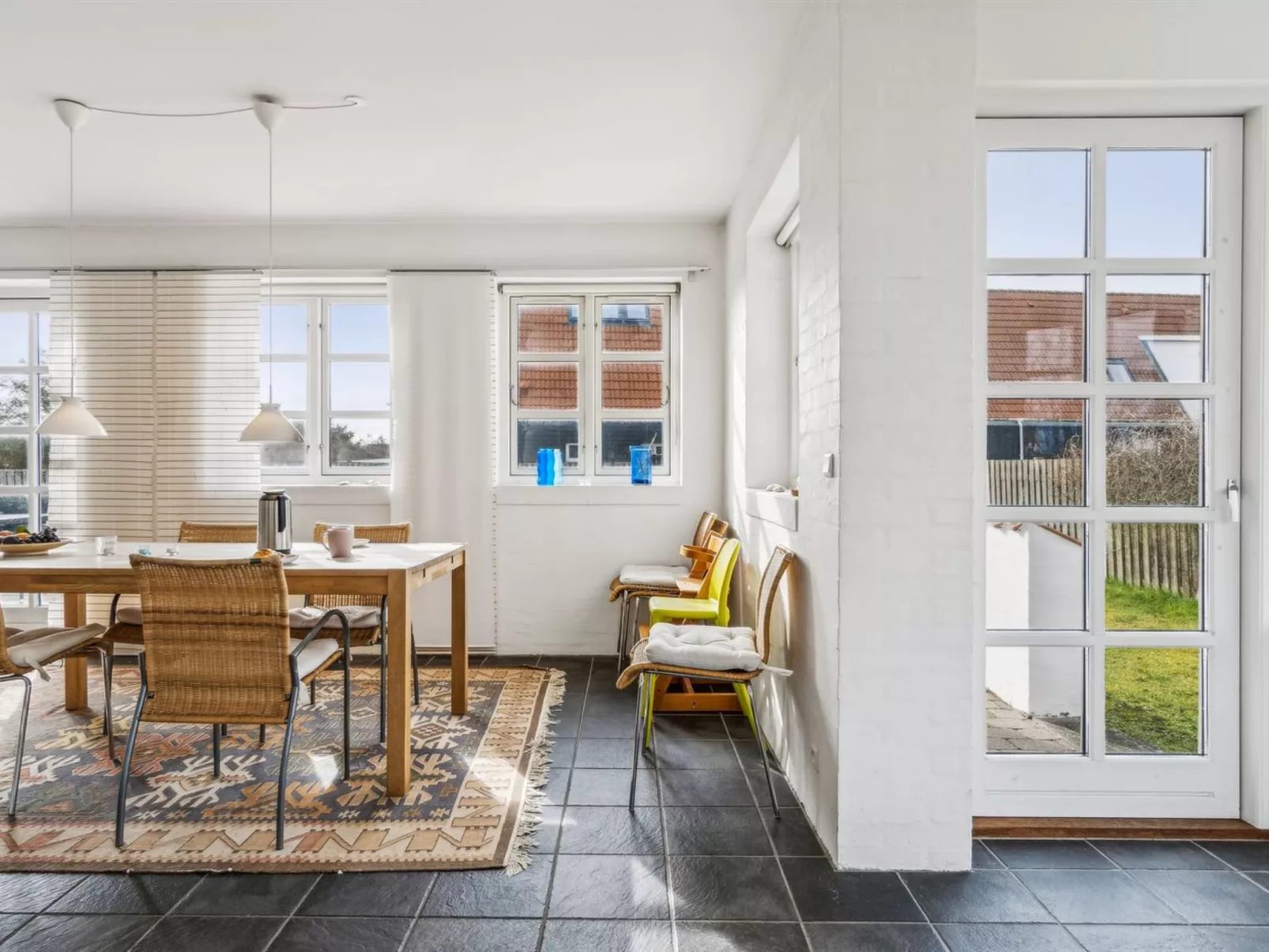 "Birtir" - 200m from the sea-Binnen