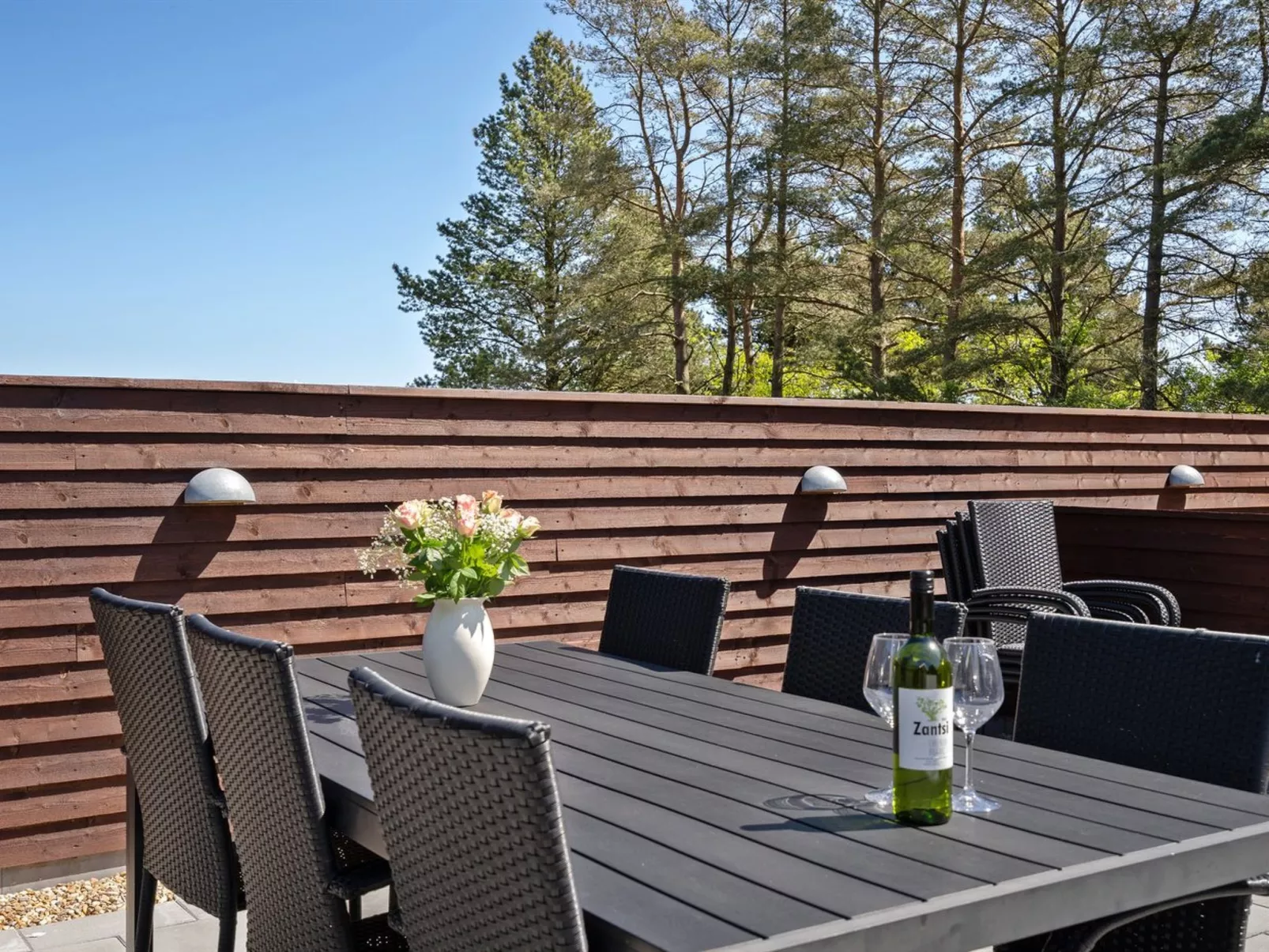 "Saila" - 500m to the fjord-Buiten