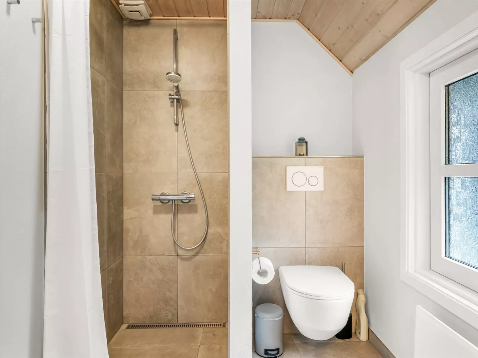 "Verna" - 800m from the sea-Binnen