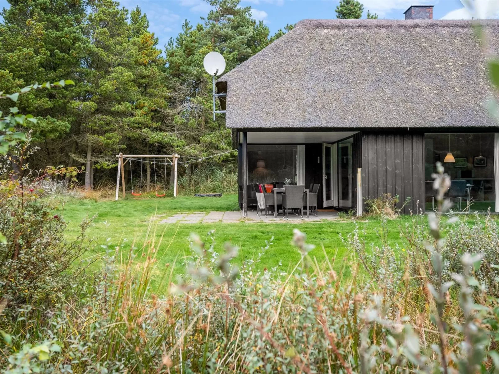 "Dix" - 900m from the sea-Buiten