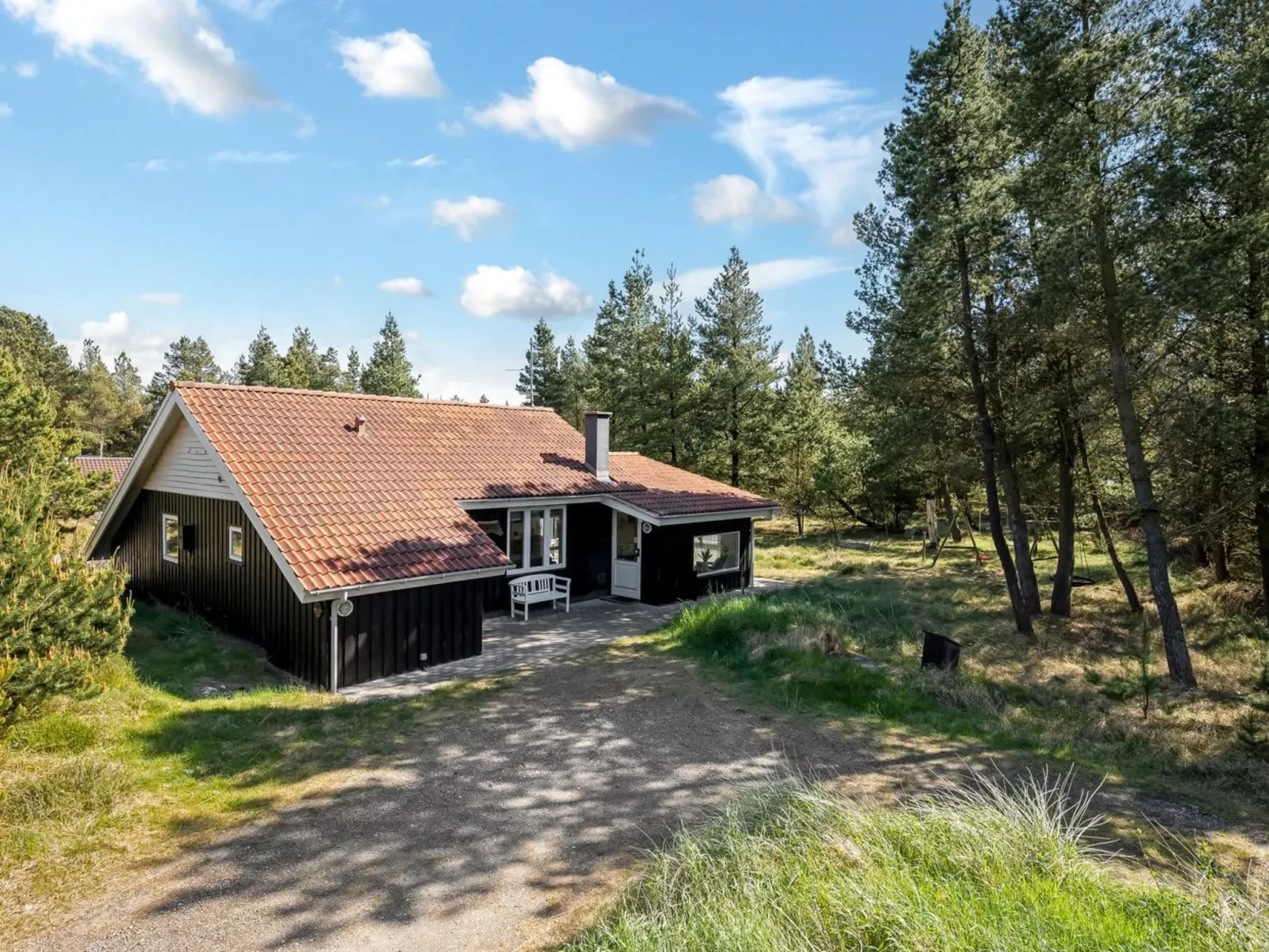 "Augustine" - 1.6km from the sea-Buiten