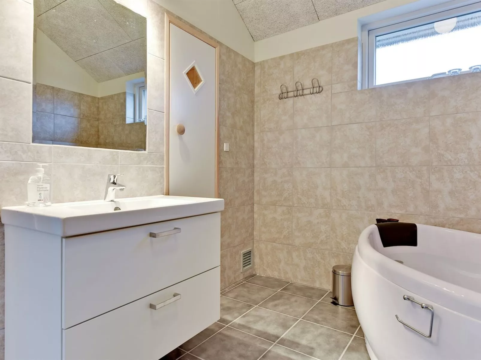 "Sada" - 12km from the sea-Binnen