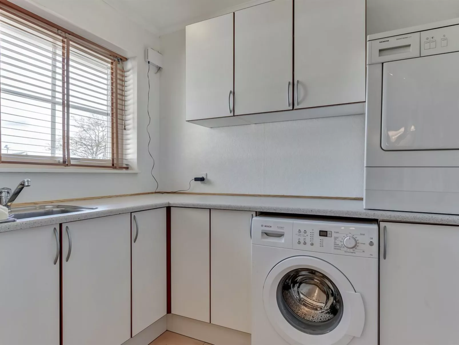 "Alfredine" - 1km from the sea-Binnen