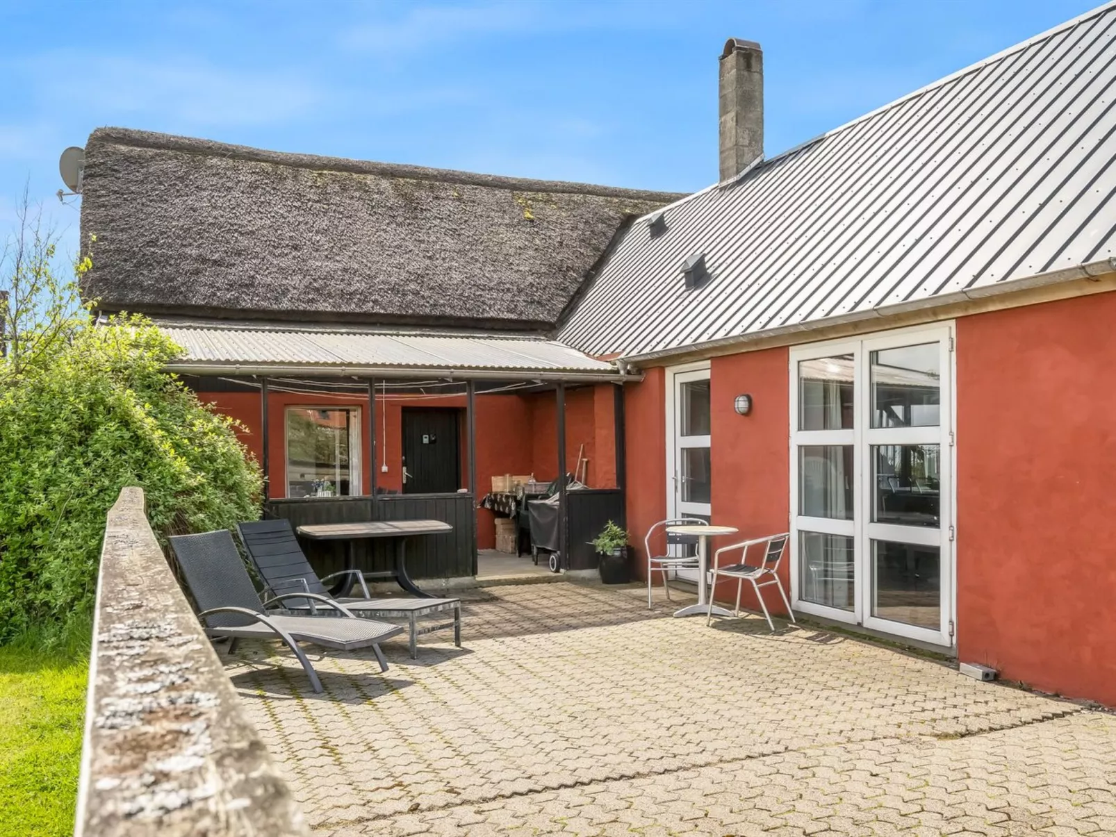 "Edvardsine" - 20m to the fjord-Buiten