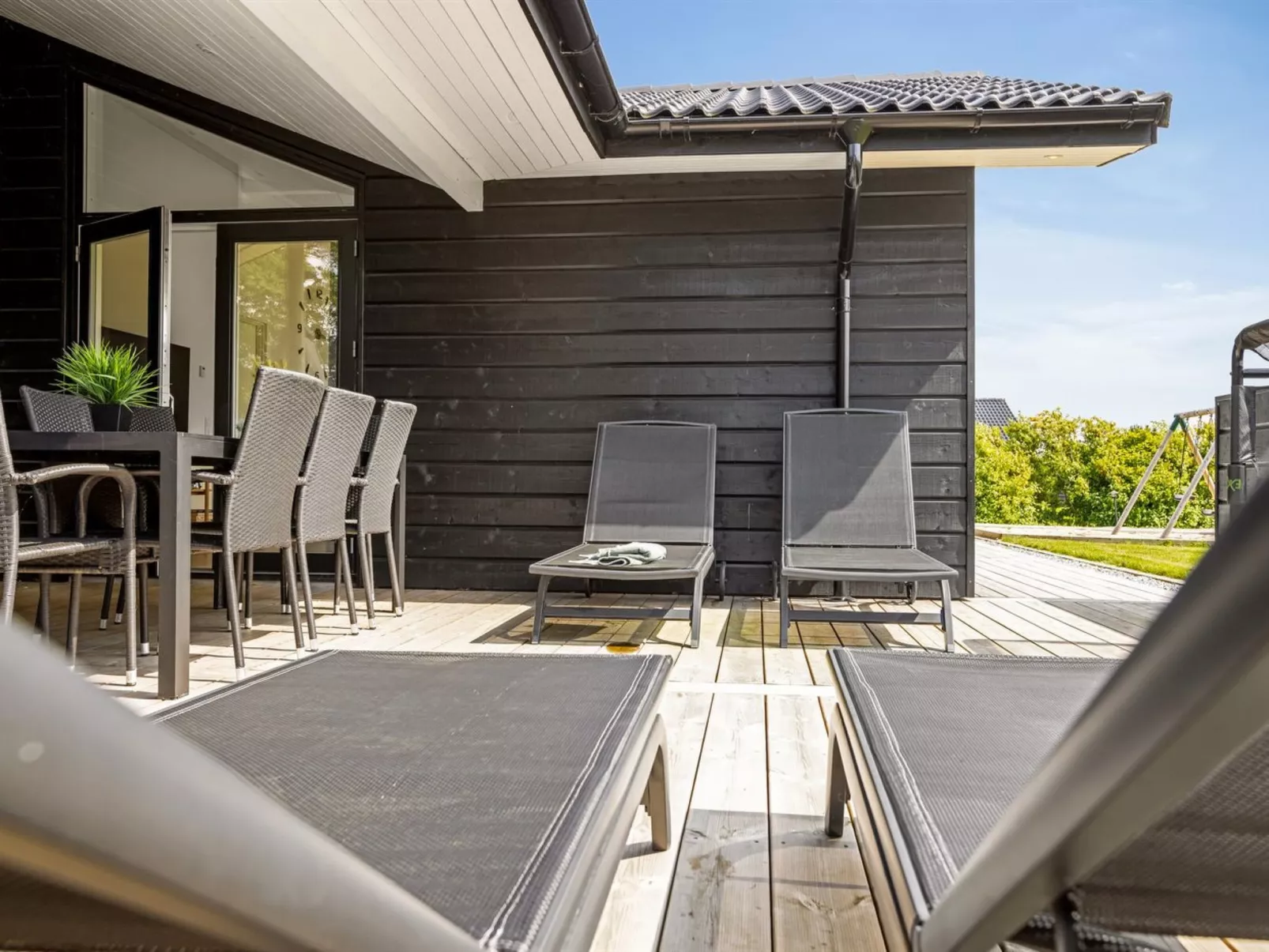 "Aleksa" - 500m from the sea-Buiten