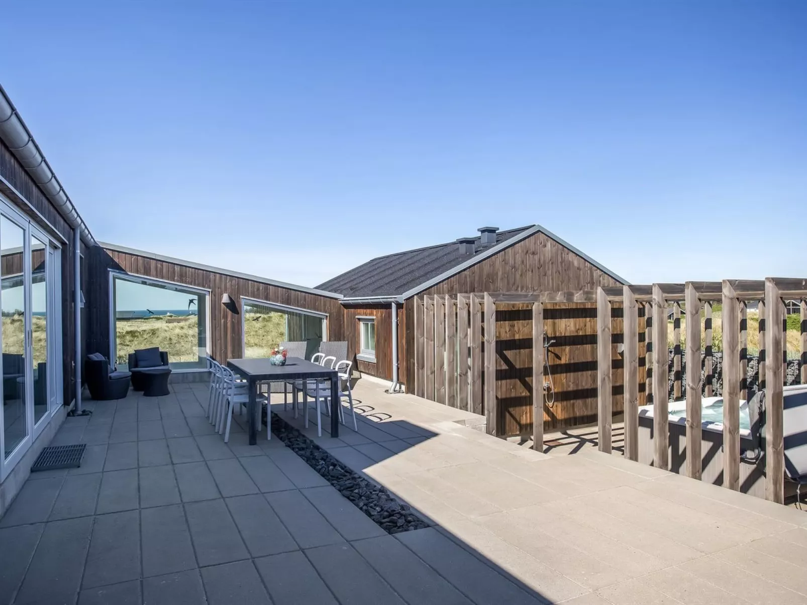 "Carit" - 450m from the sea-Buiten