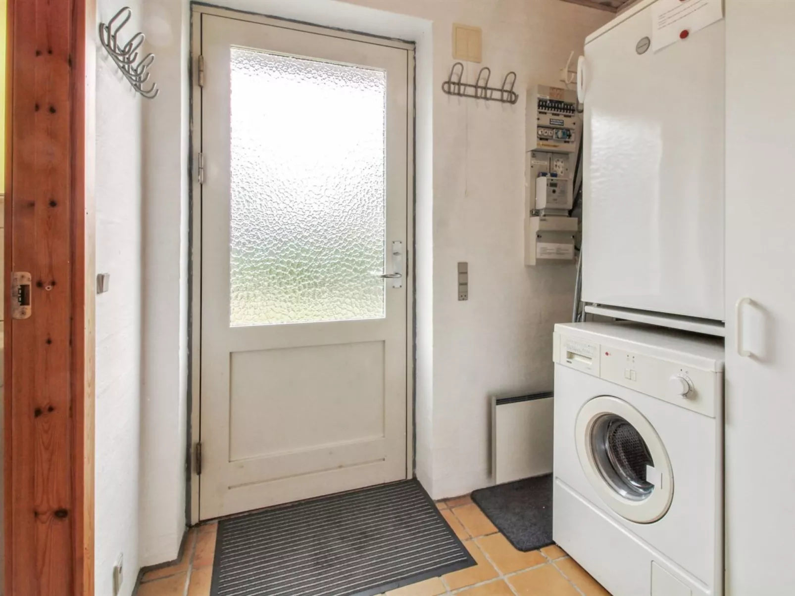 "Rufina" - 3.5km from the sea-Binnen