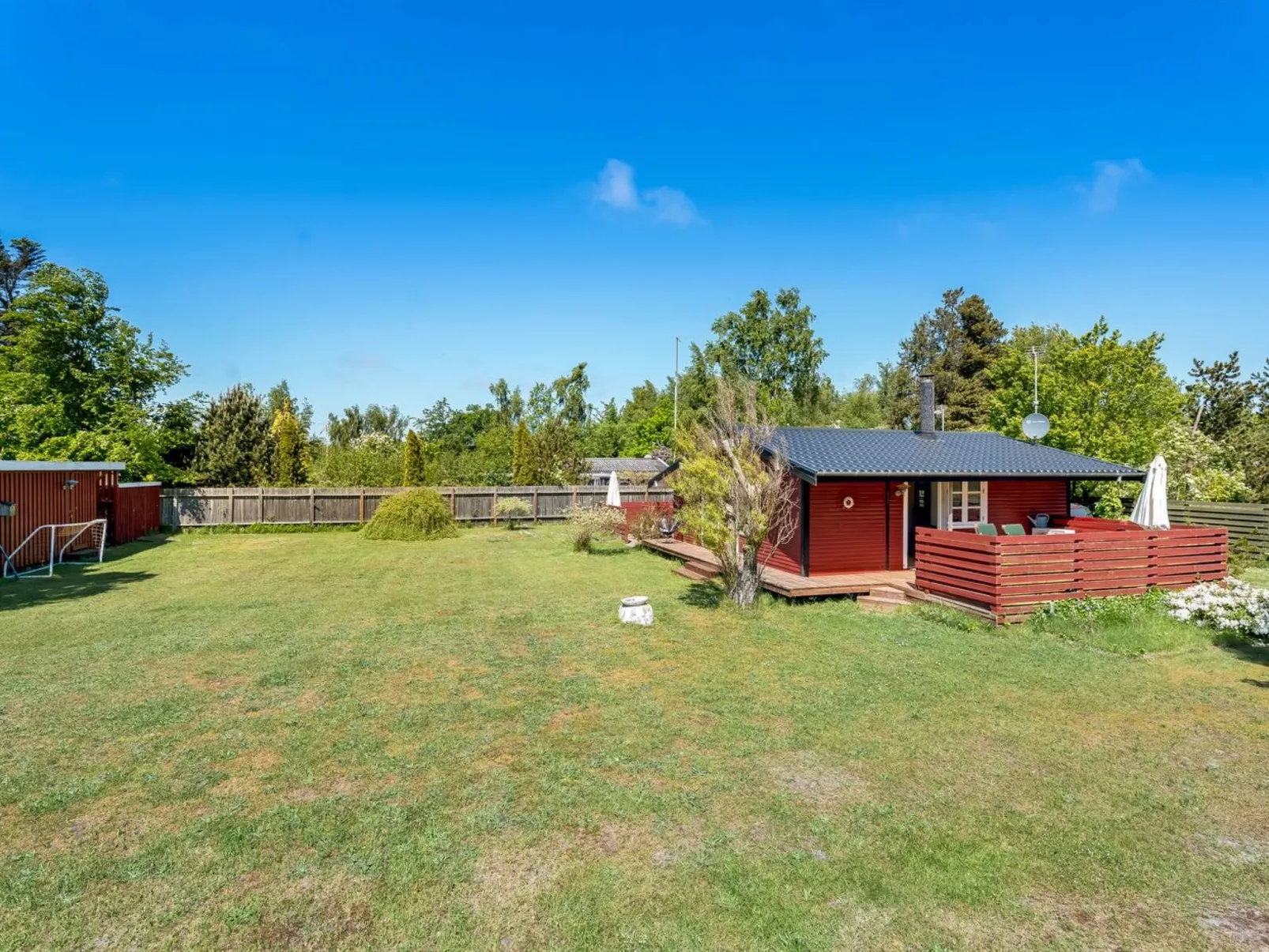 "Borghild" - 500m from the sea-Buiten