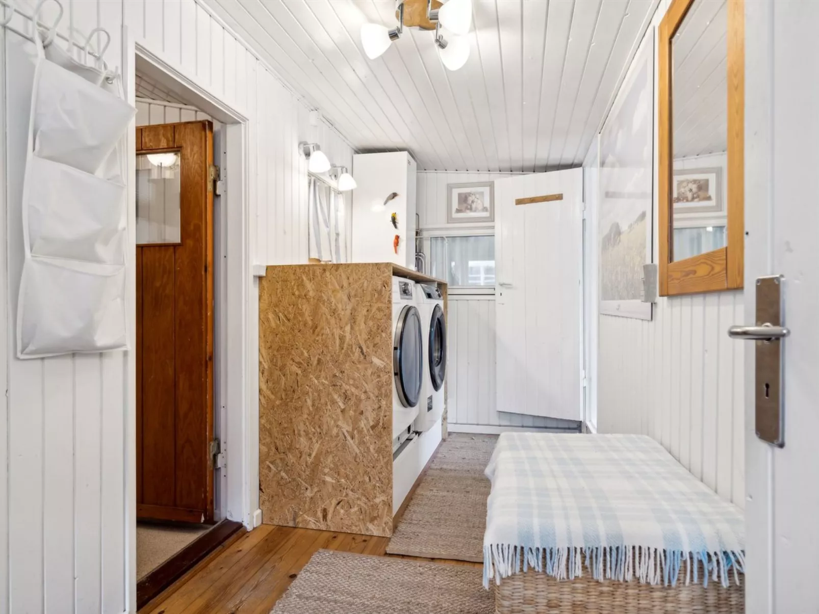 "Antonie" - 700m from the sea-Binnen