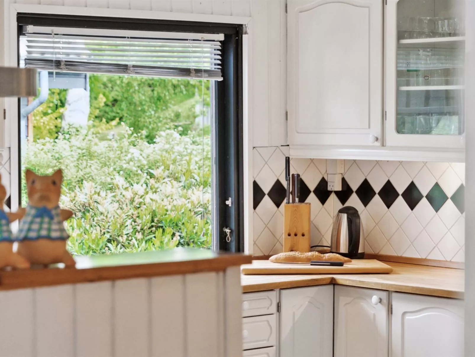 "Hildegart" - 750m from the sea-Binnen