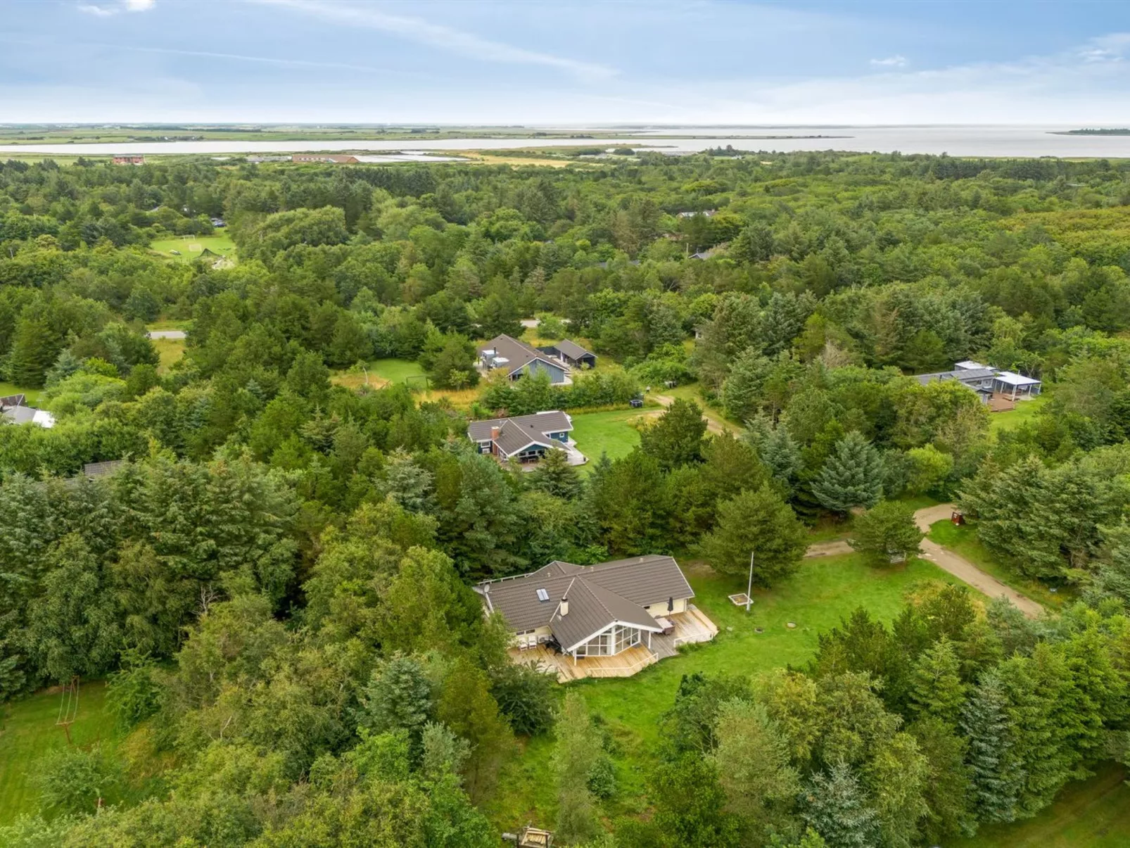 "Samine" - 2km from the sea-Buiten