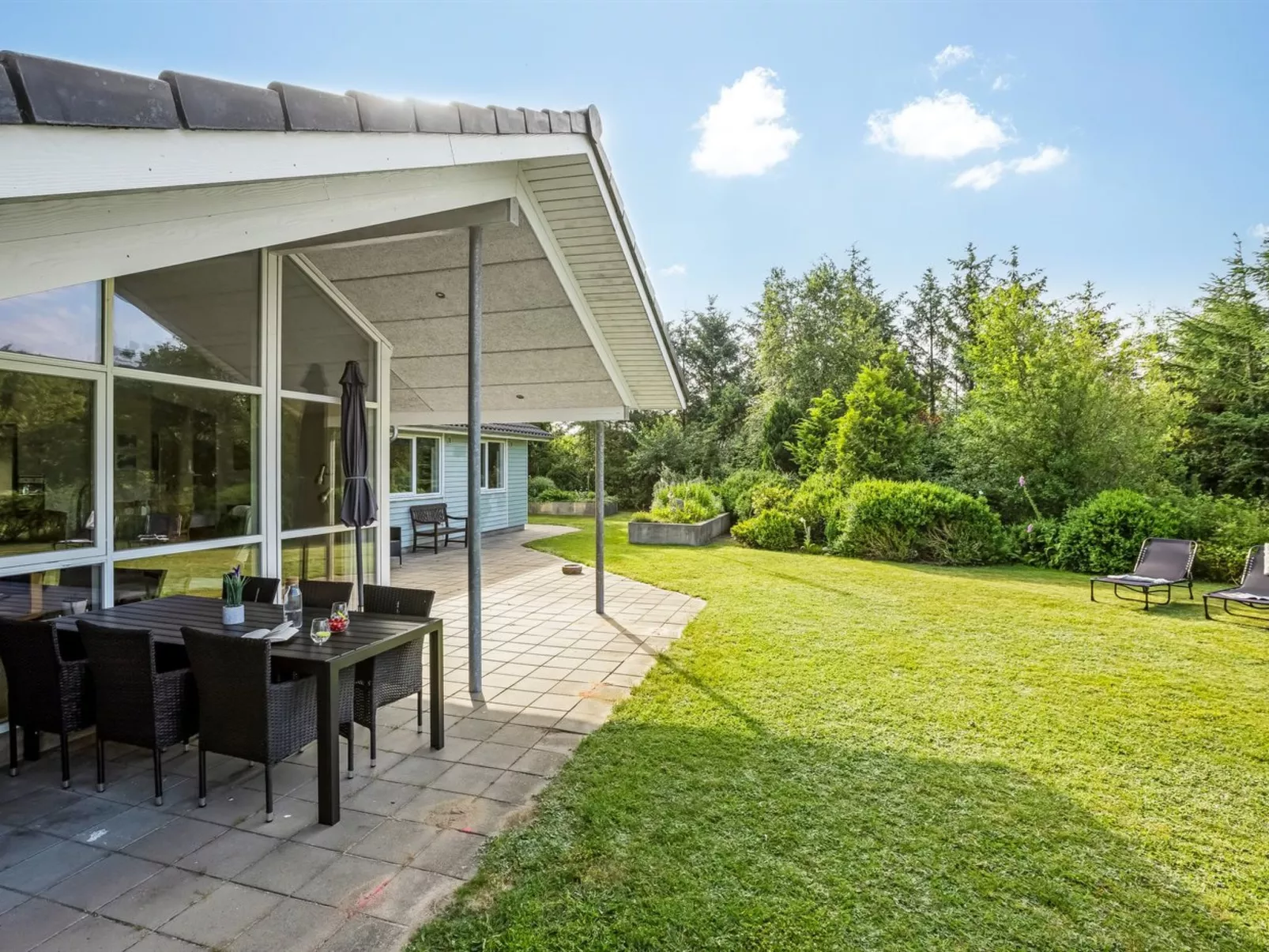 "Tjorven" - 250m to the fjord-Buiten