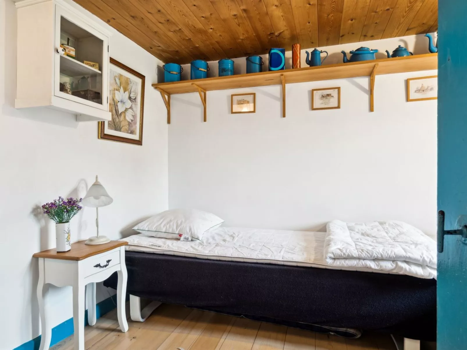 "Leoni" - 115m from the sea-Binnen