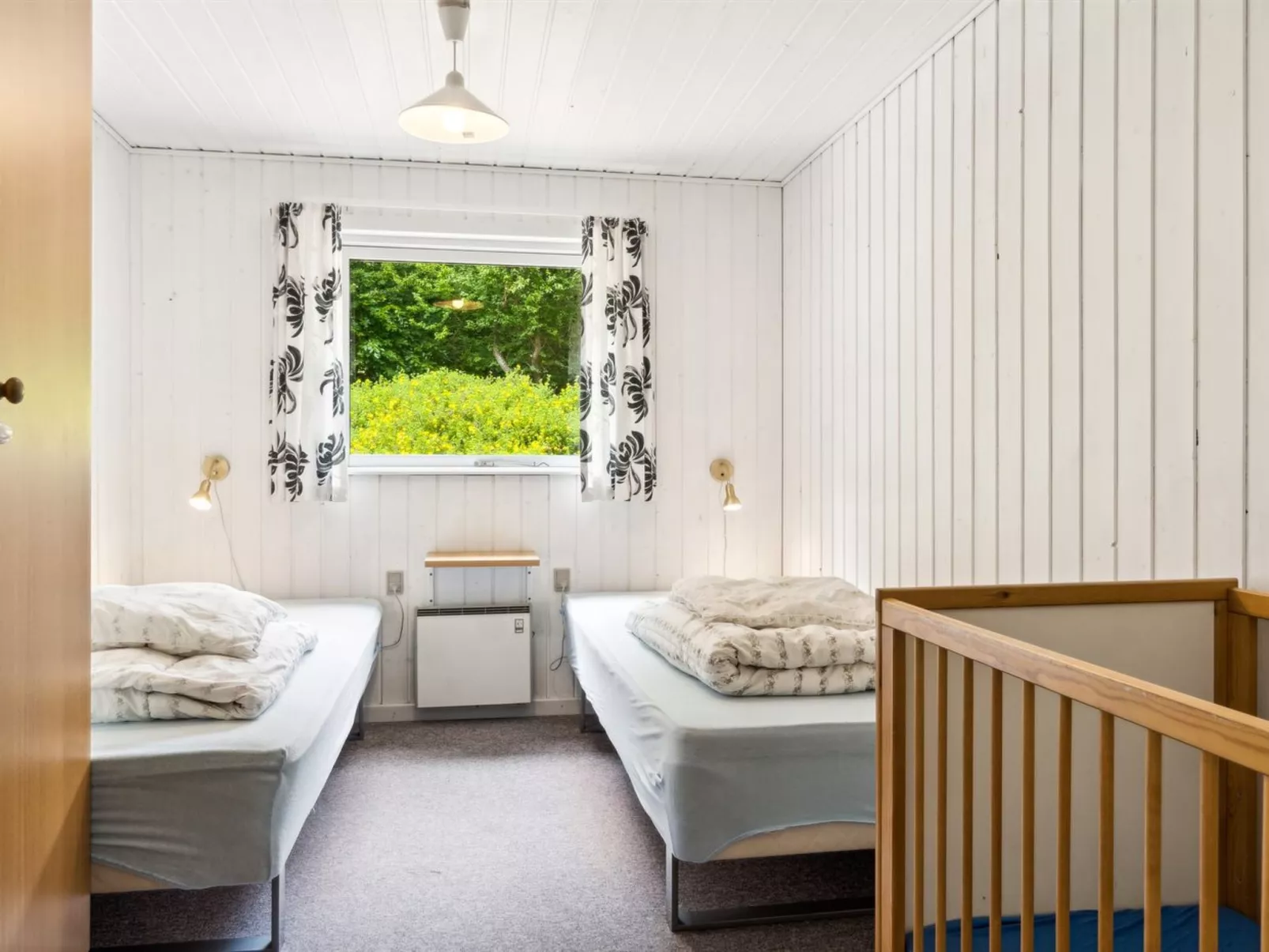 "Paulus" - 375m from the sea-Binnen