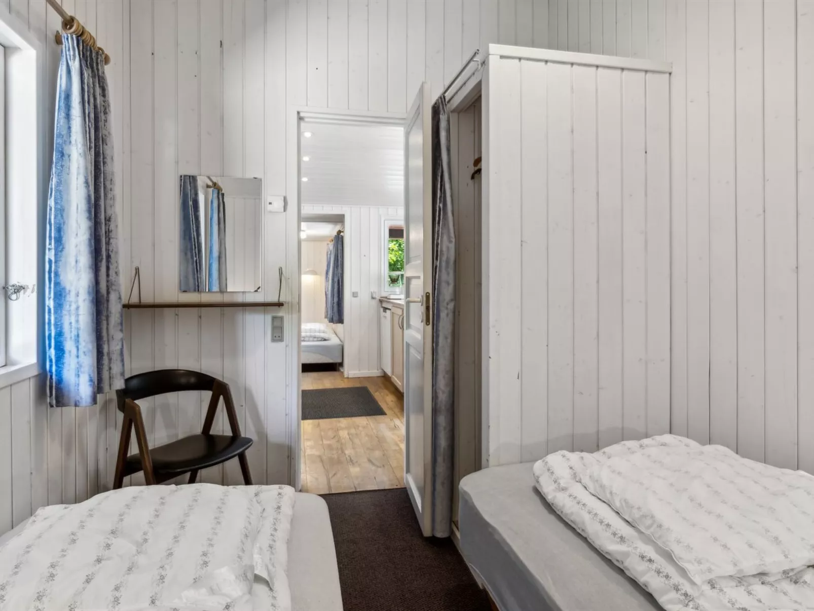 "Fritza" - 500m from the sea-Binnen