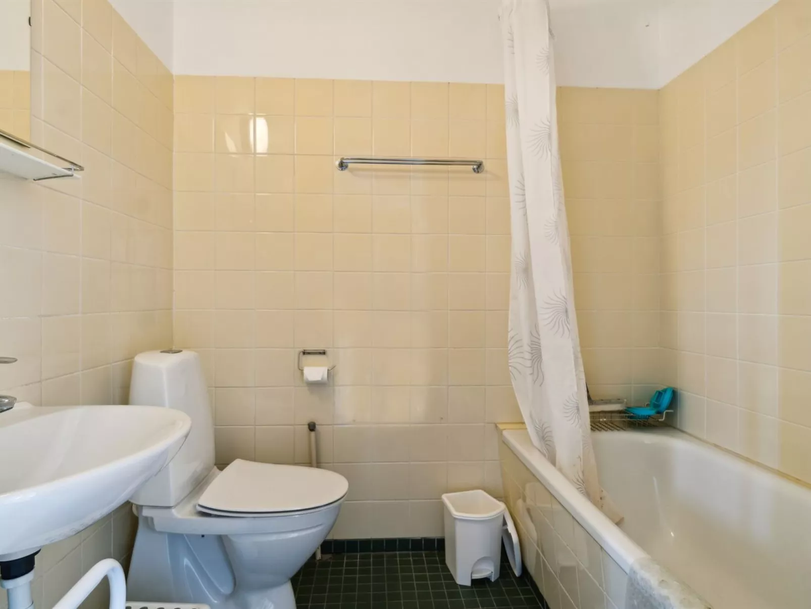 "Niyazi" - 6km from the sea-Binnen