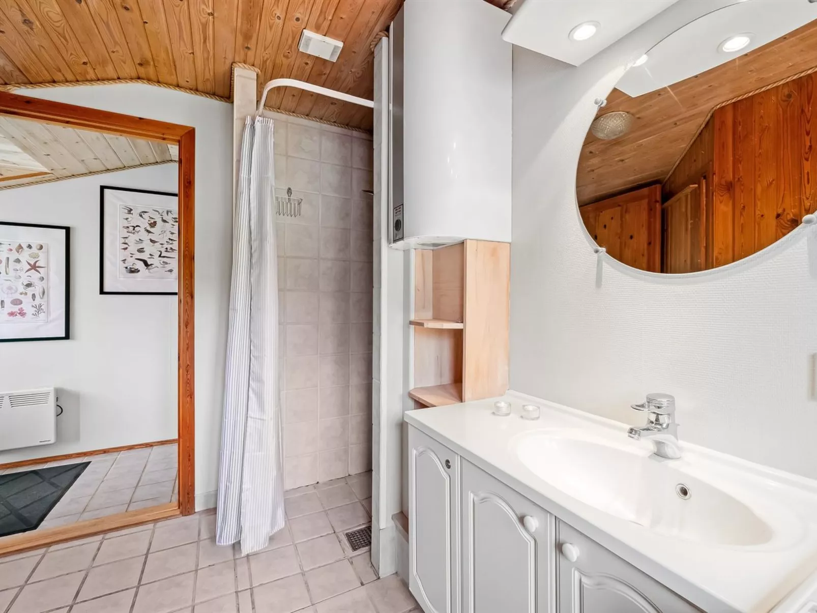 "Åsa" - 500m to the fjord-Binnen