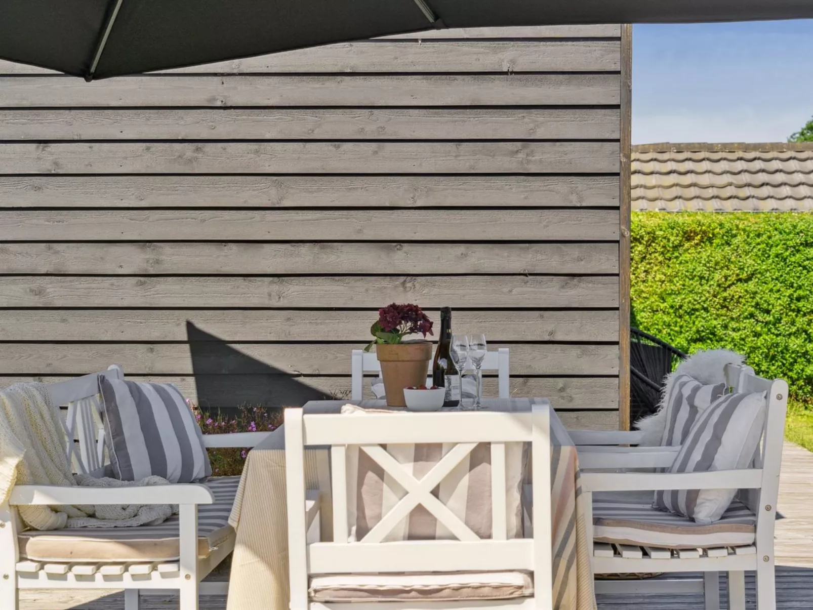 "Kim" - 250m from the sea-Buiten