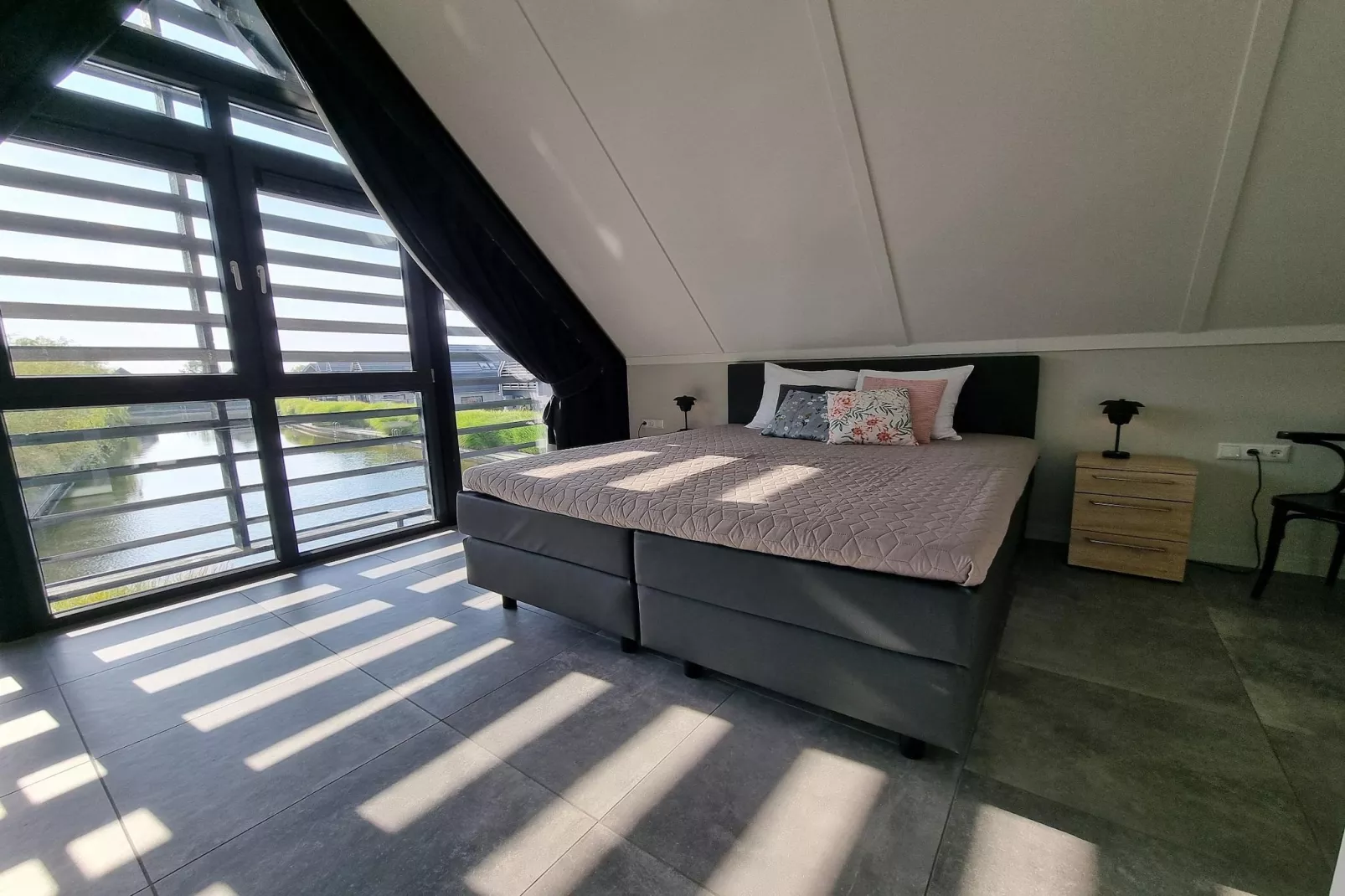 Watervilla Santjin-Slaapkamer