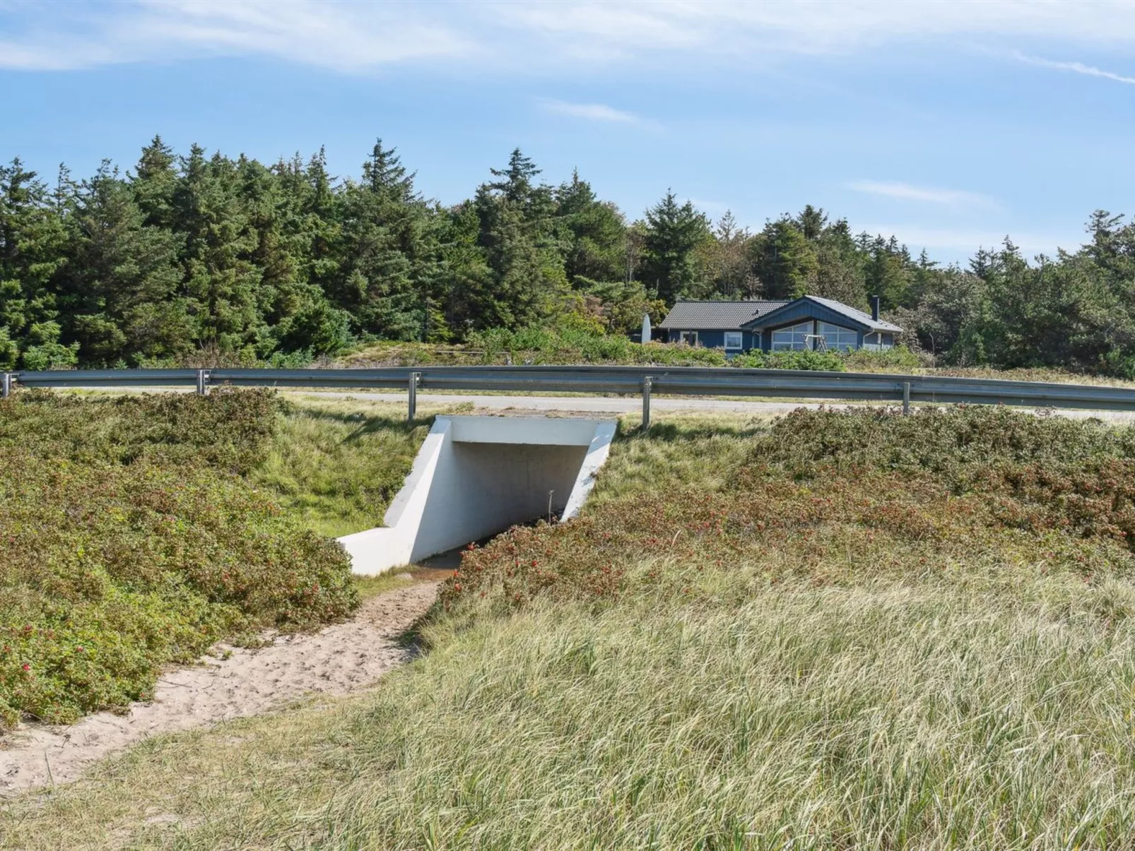 "Awenita" - 50m to the fjord-Buiten