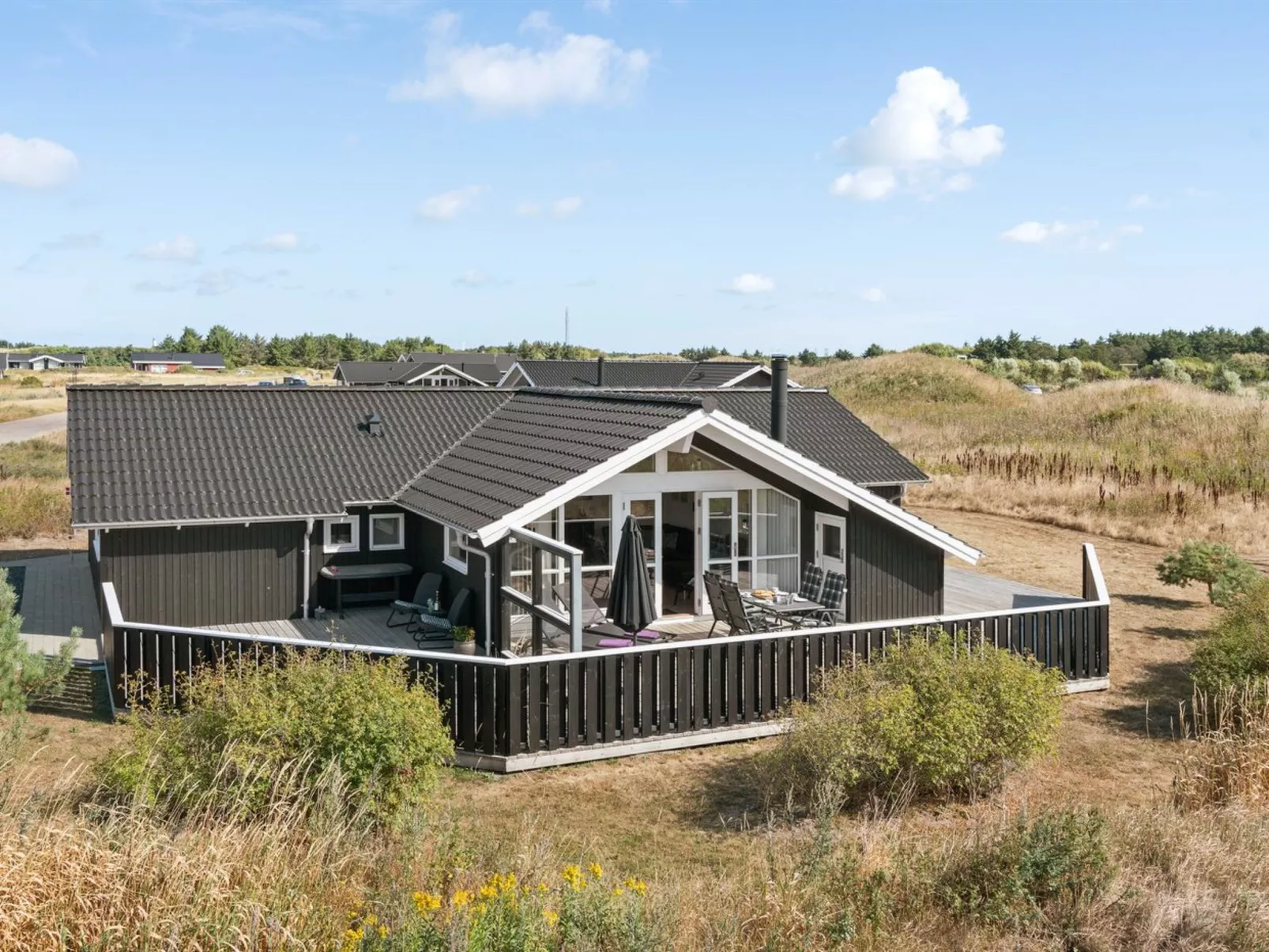 "Aria" - 1.2km from the sea-Buiten