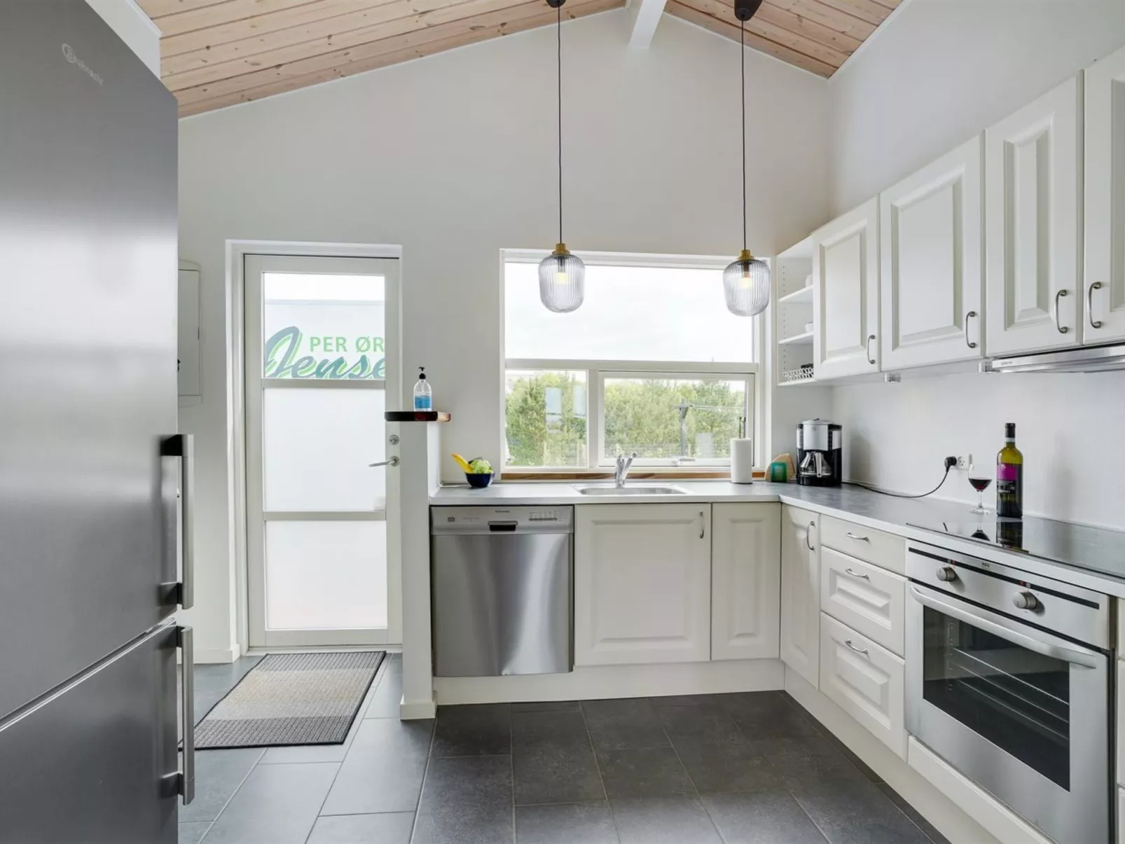 "Selke" - 300m to the fjord-Binnen