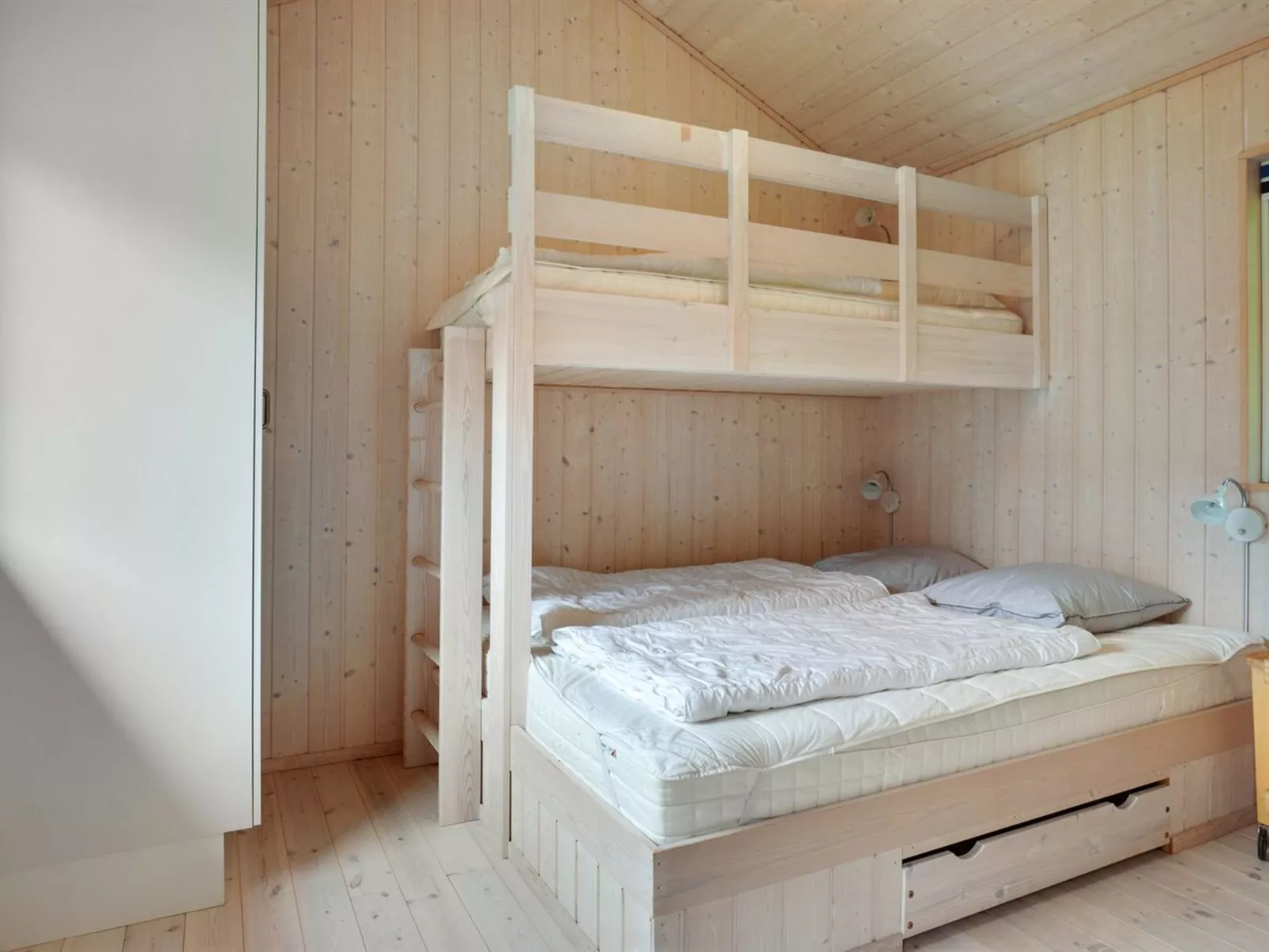 "Efka" - 175m from the sea-Binnen