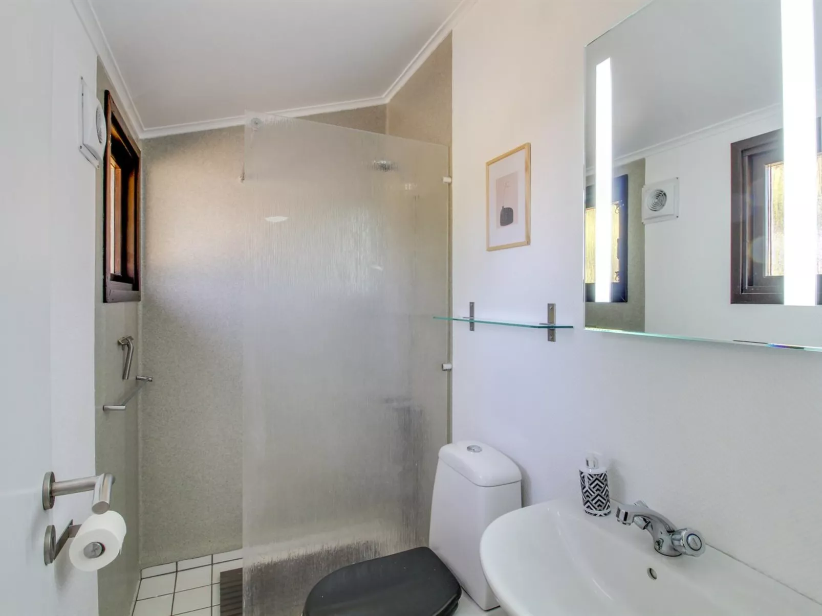 "Hannu" - 900m from the sea-Binnen