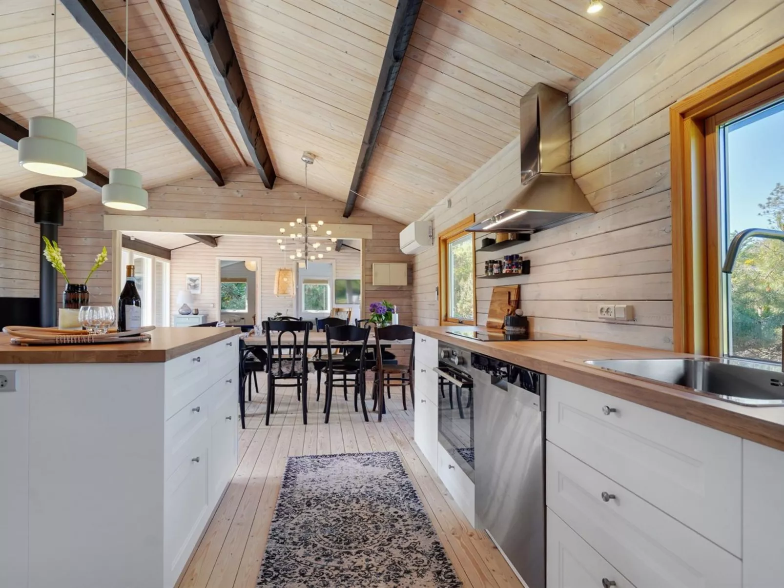 "Skogh" - 600m from the sea-Binnen