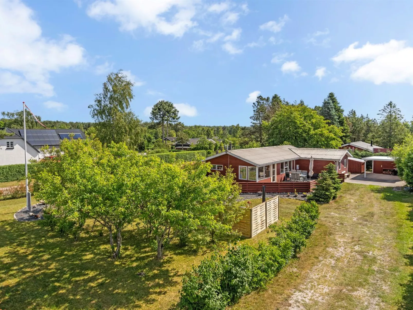 "Mina" - 1.4km from the sea-Buiten