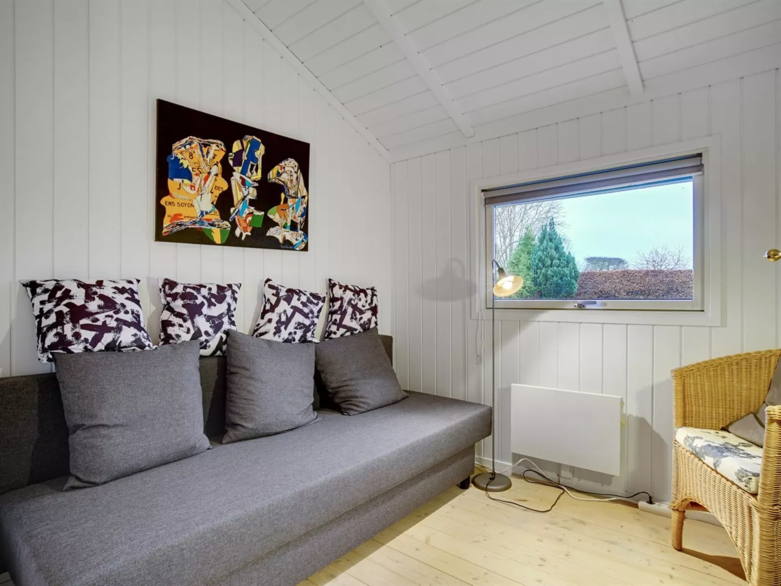 "Eivor" - 500m from the sea-Binnen