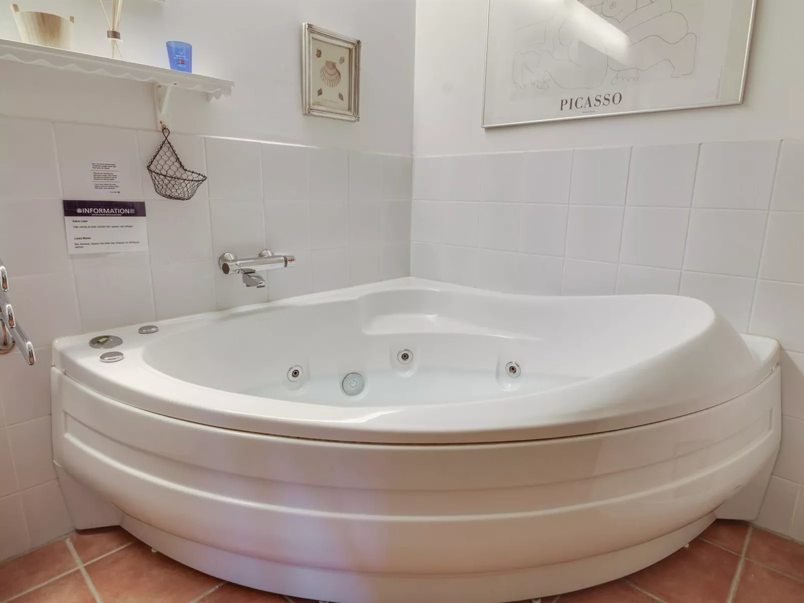 "Eleonore" - 100m from the sea-Binnen