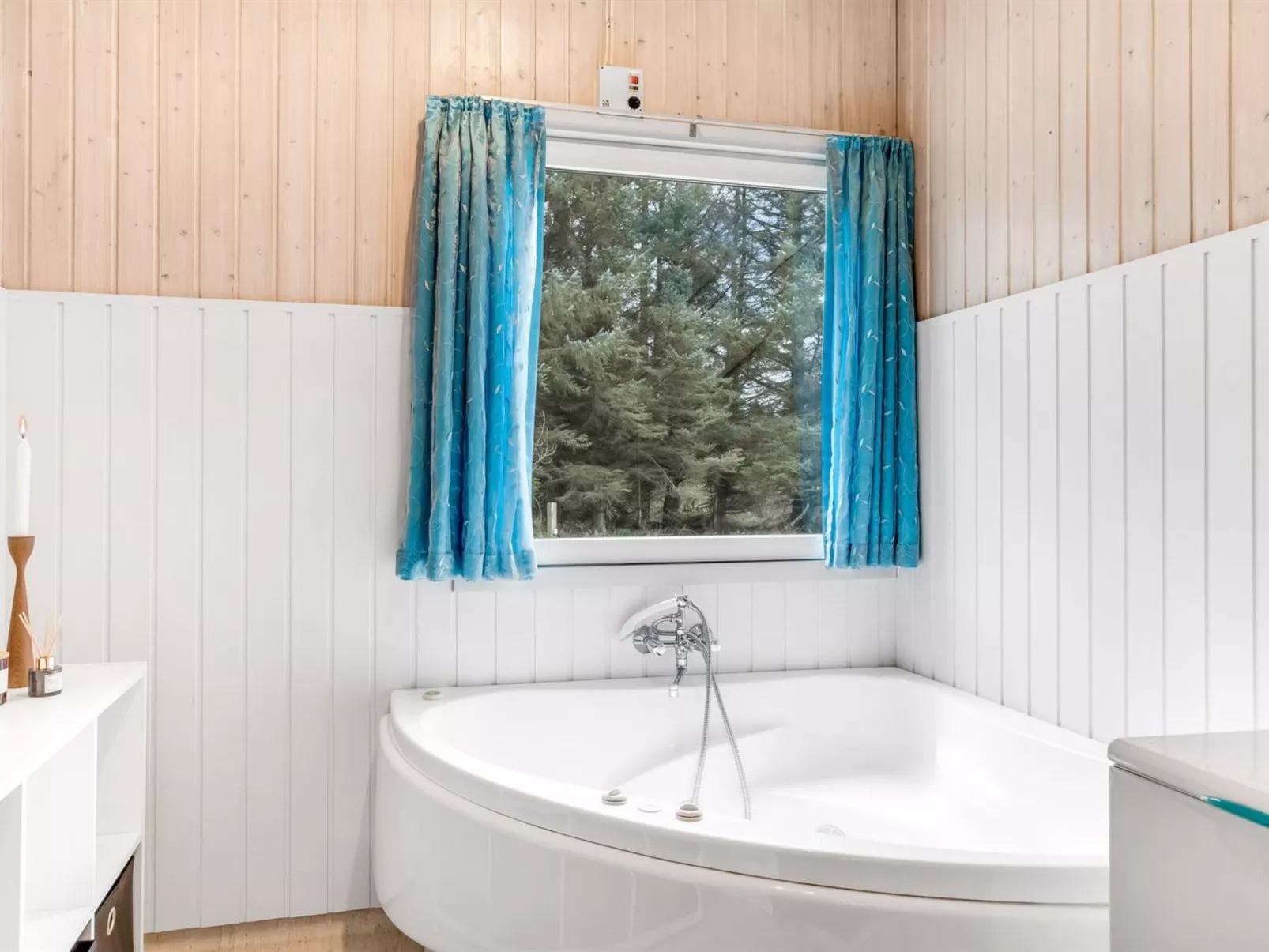 "Gunvor" - 1km from the sea-Binnen