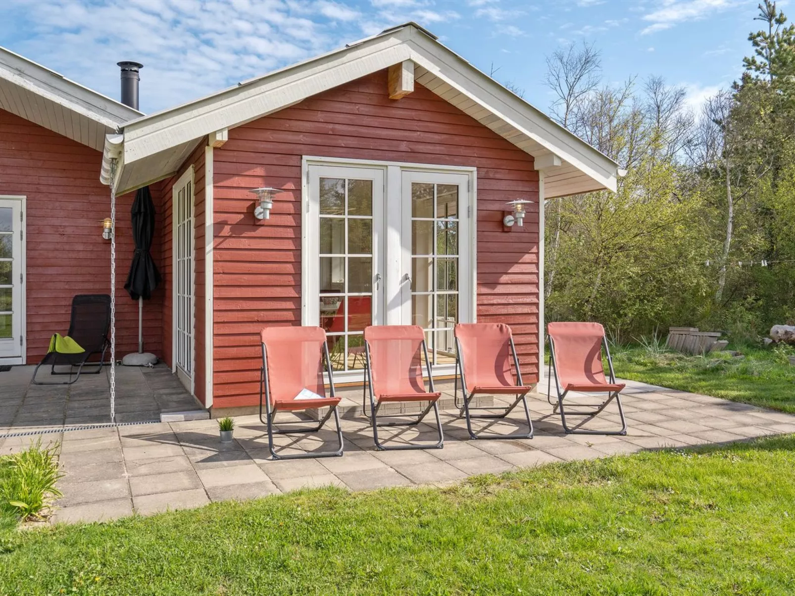 "Ansberga" - 1km from the sea-Buiten