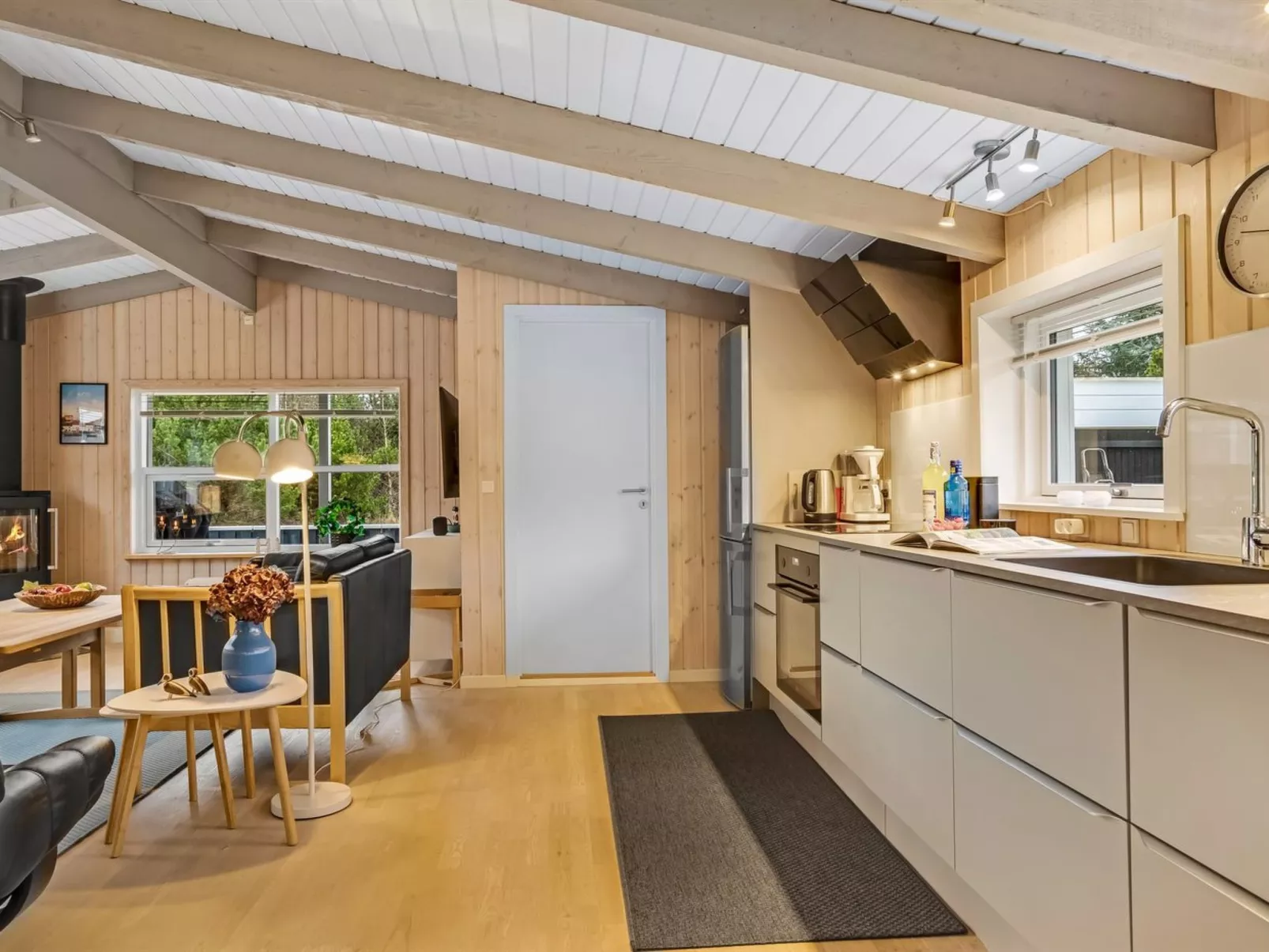 "Bia" - 250m from the sea-Binnen