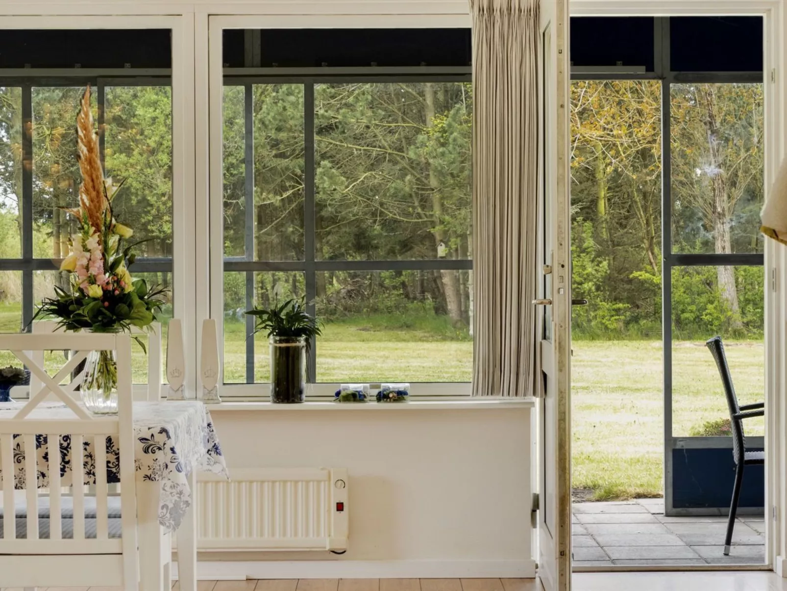 "Mikkeline" - 400m to the fjord-Binnen