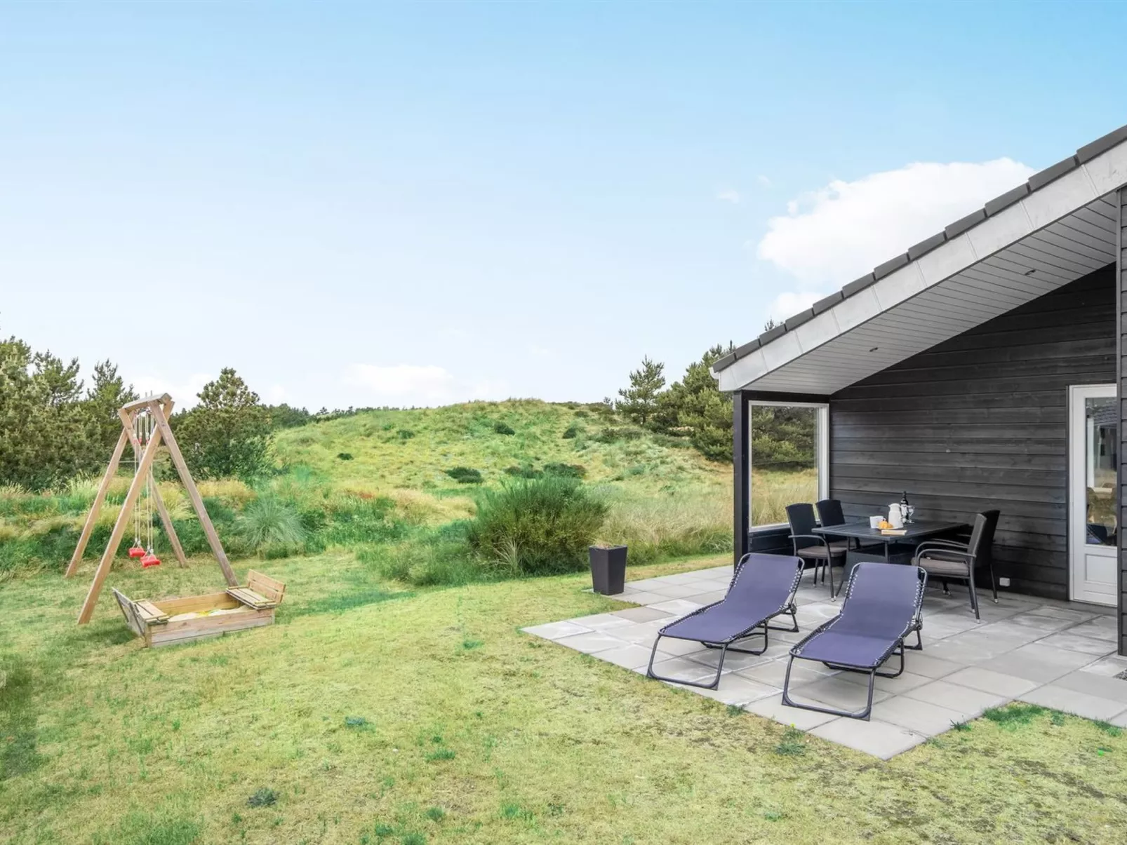 "Soili" - 1.2km from the sea-Buiten