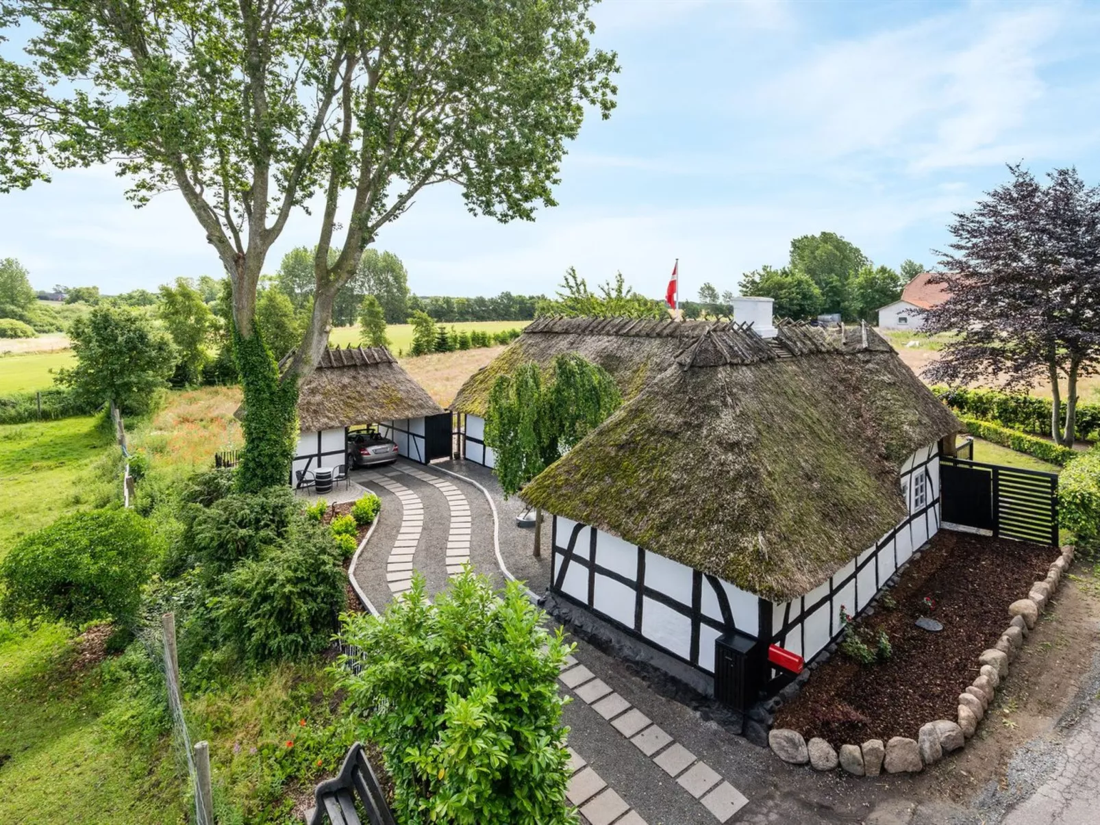 "Maileen" - 2.1km to the fjord-Buiten