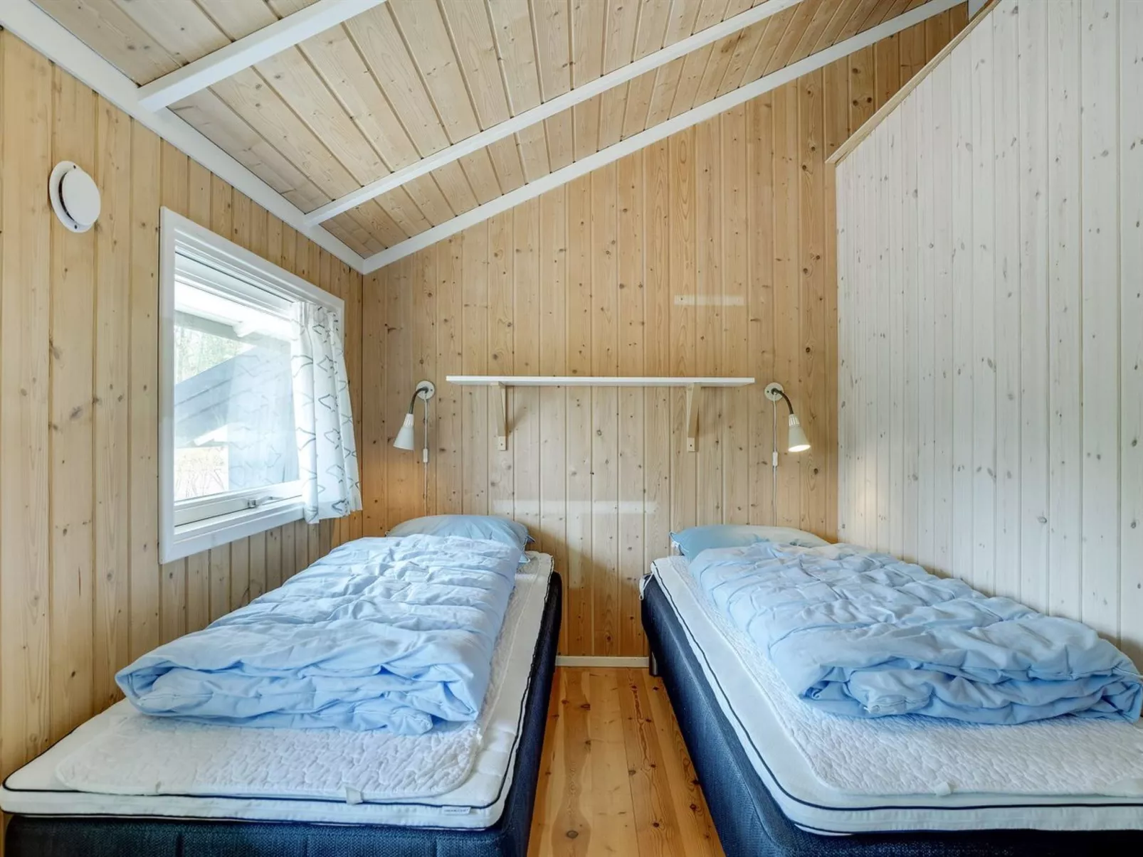 "Ruut" - 200m from the sea-Binnen