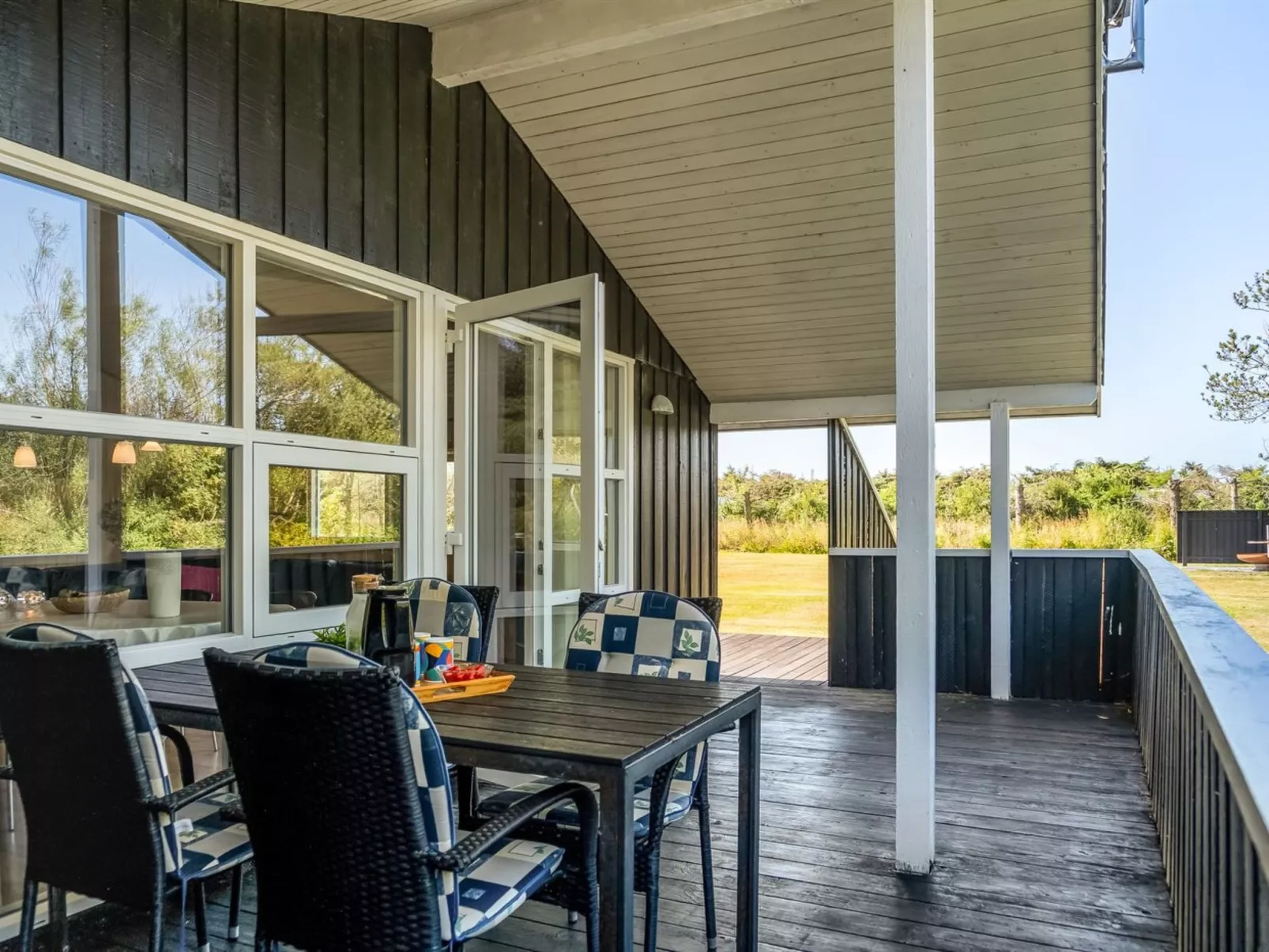 "Guja" - 1km from the sea-Buiten