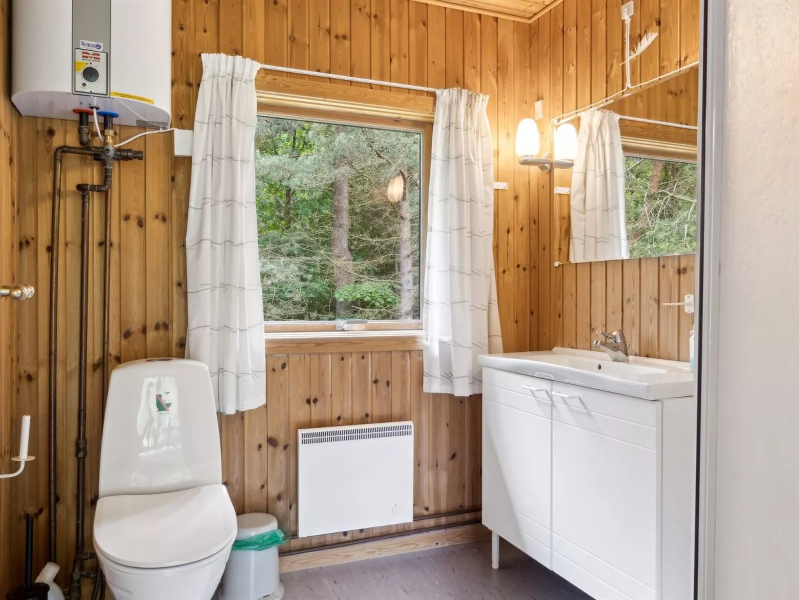 "Mirzə" - 250m from the sea-Binnen