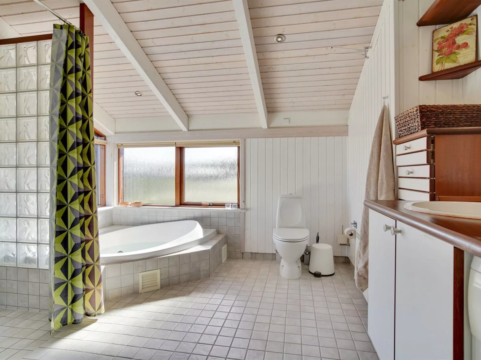 "Riana" - 375m from the sea-Binnen