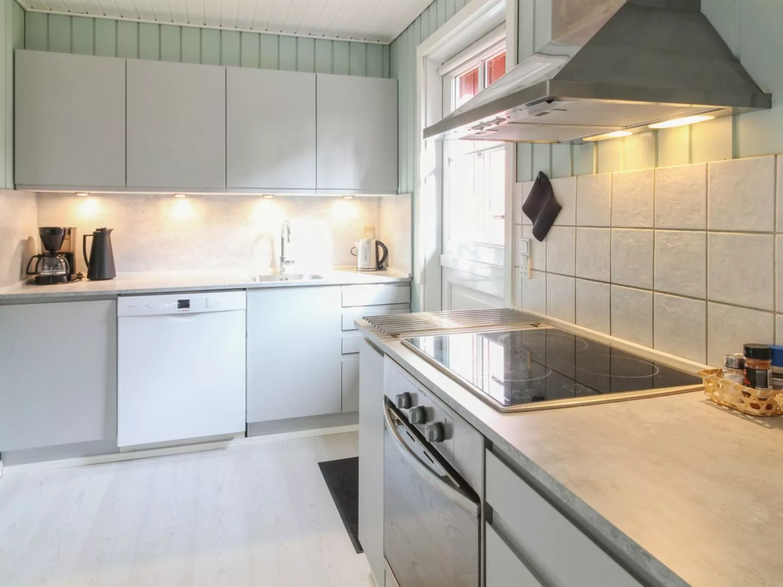 "Epiphania" - 900m from the sea-Binnen