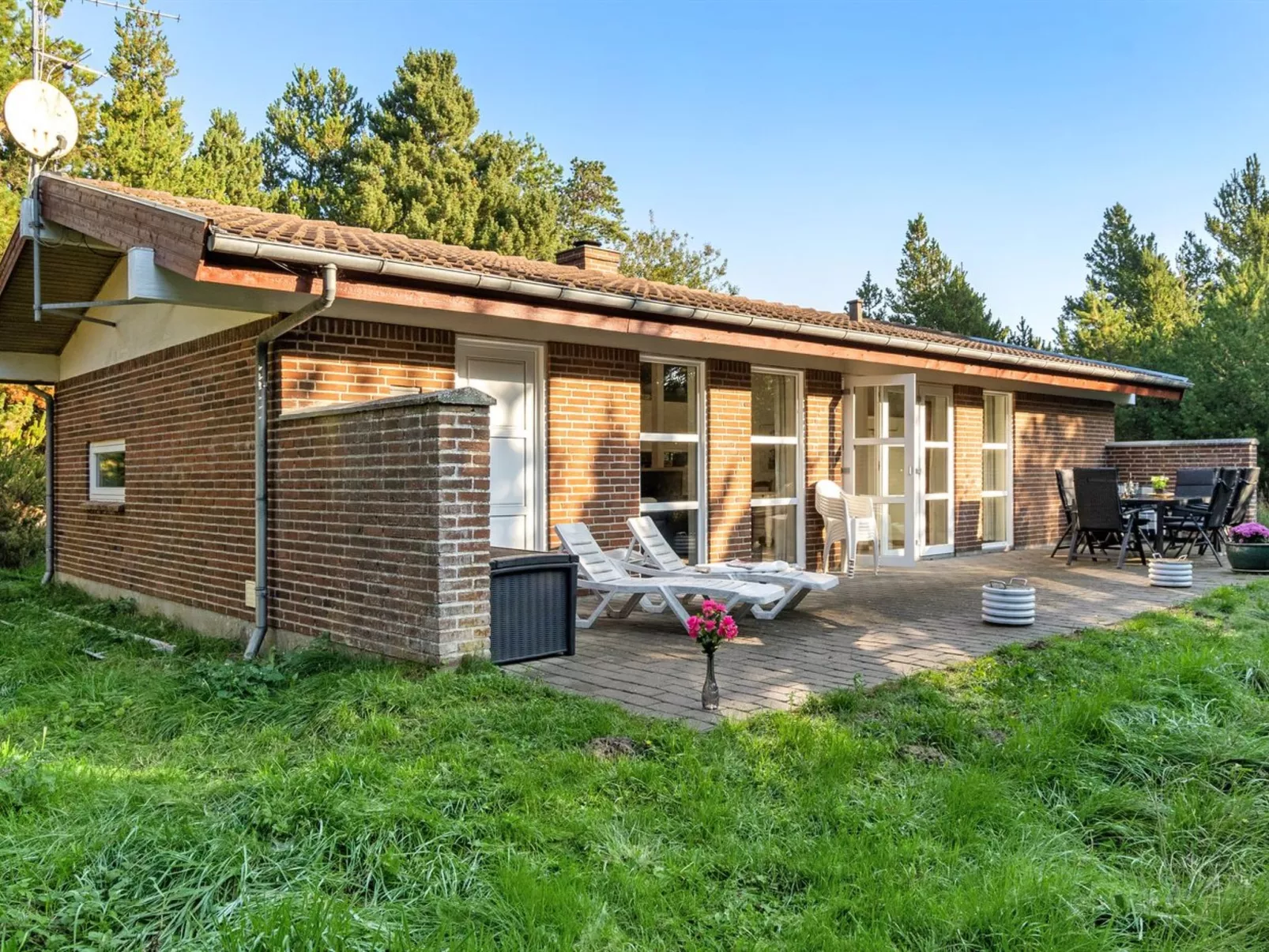 "Reinbald" - 1km from the sea-Buiten