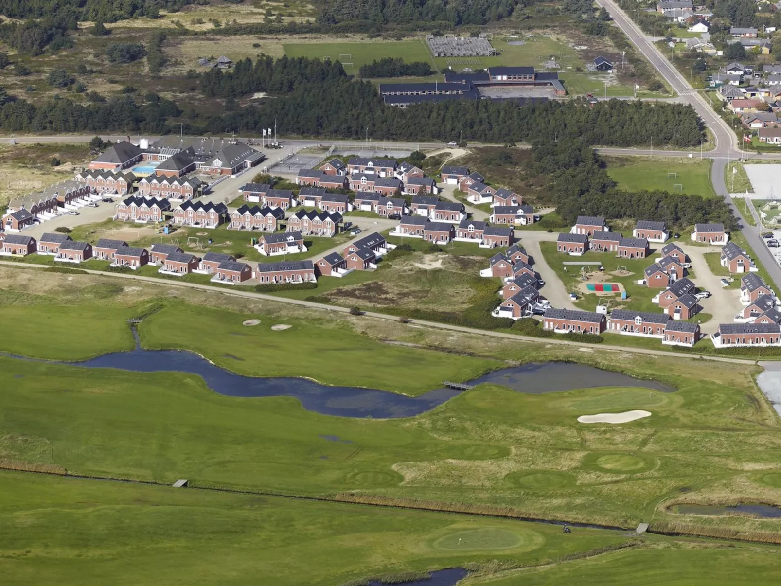 "Drita" - 2.3km from the sea-Buiten